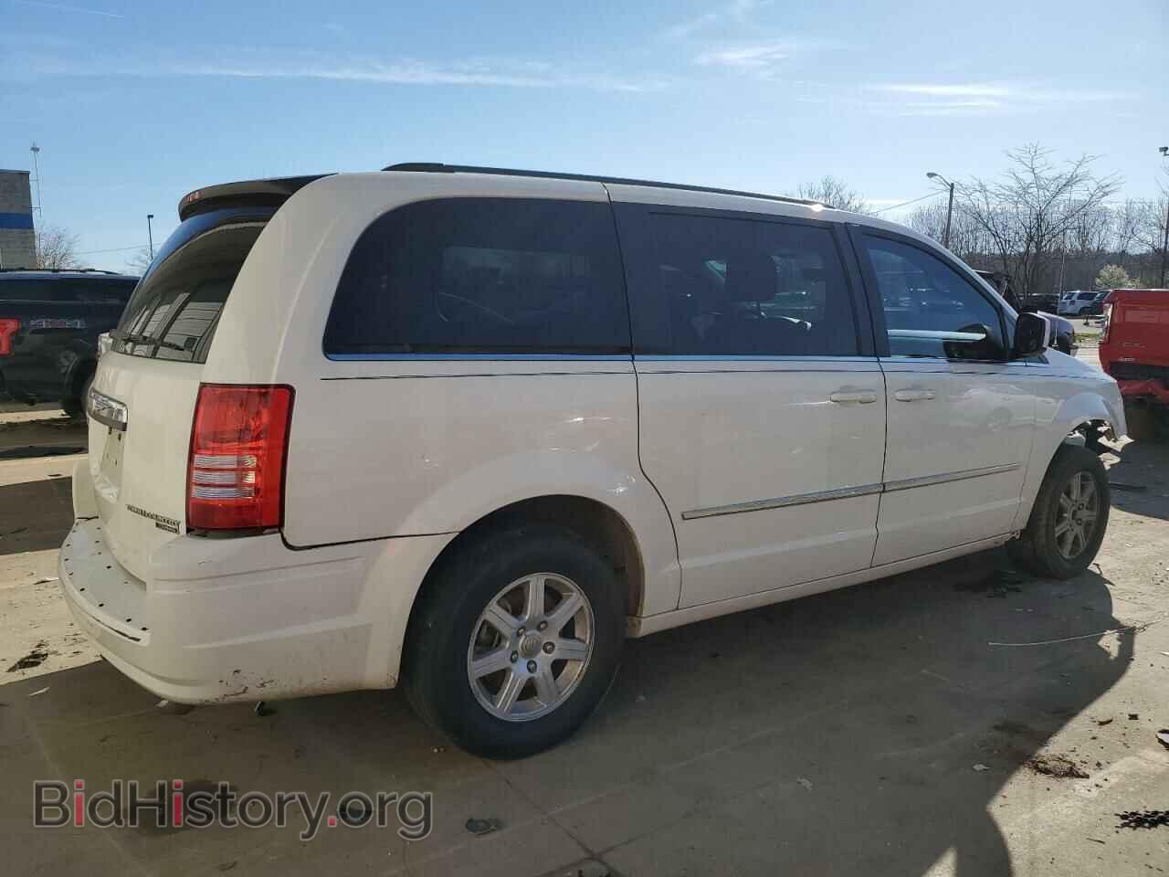 2010 CHRYSLER MINIVAN - VIN: 2A4RR5D18AR373236 - Фото 3