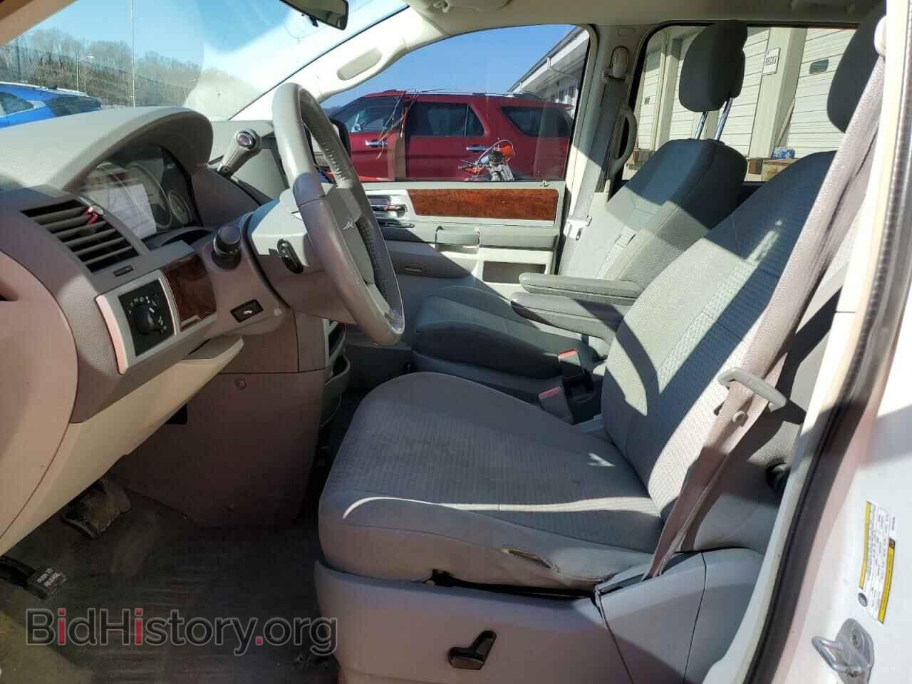2010 CHRYSLER MINIVAN - VIN: 2A4RR5D18AR373236 - Фото 7
