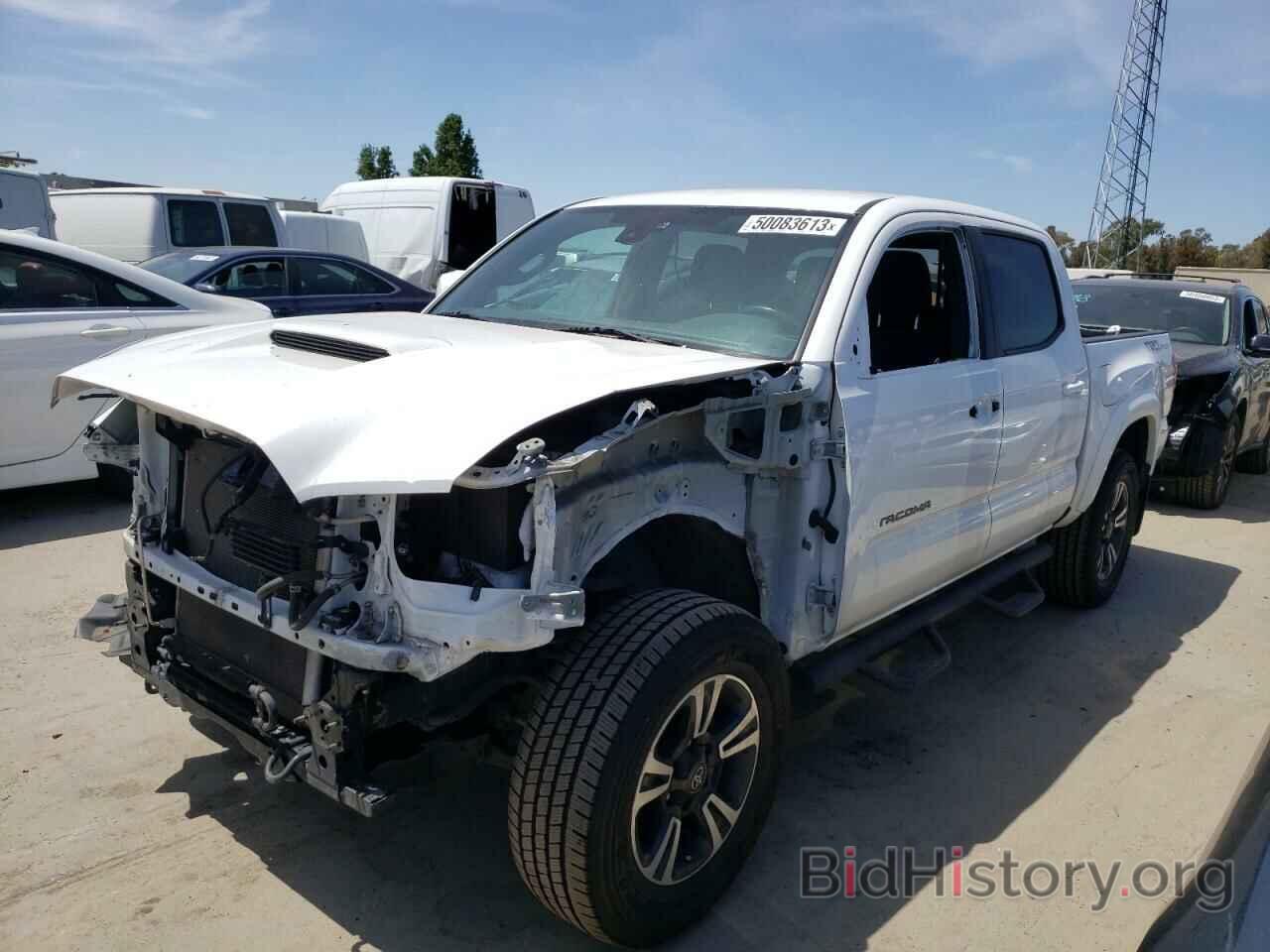 Photo 3TMAZ5CN2JM068751 - TOYOTA TACOMA 2018