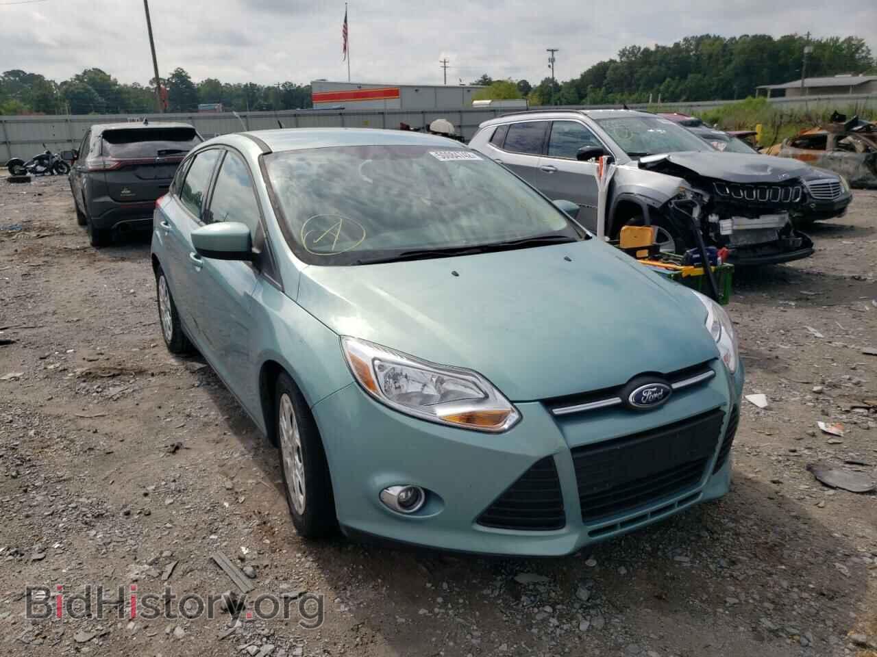 Photo 1FAHP3K23CL365621 - FORD FOCUS 2012