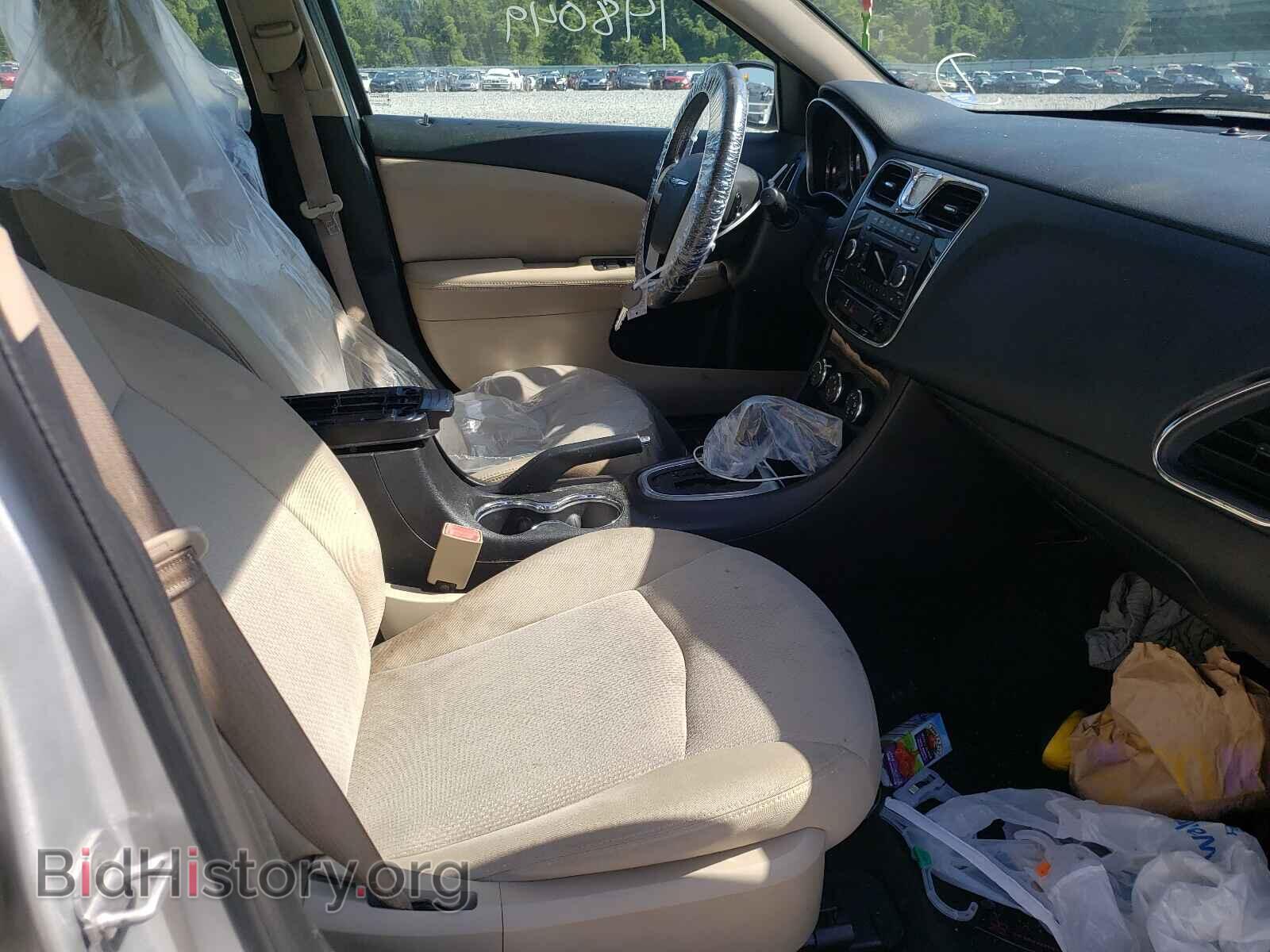 2012 CHRYSLER 200 - VIN: 1C3CCBBB3CN100586 - Фото 5