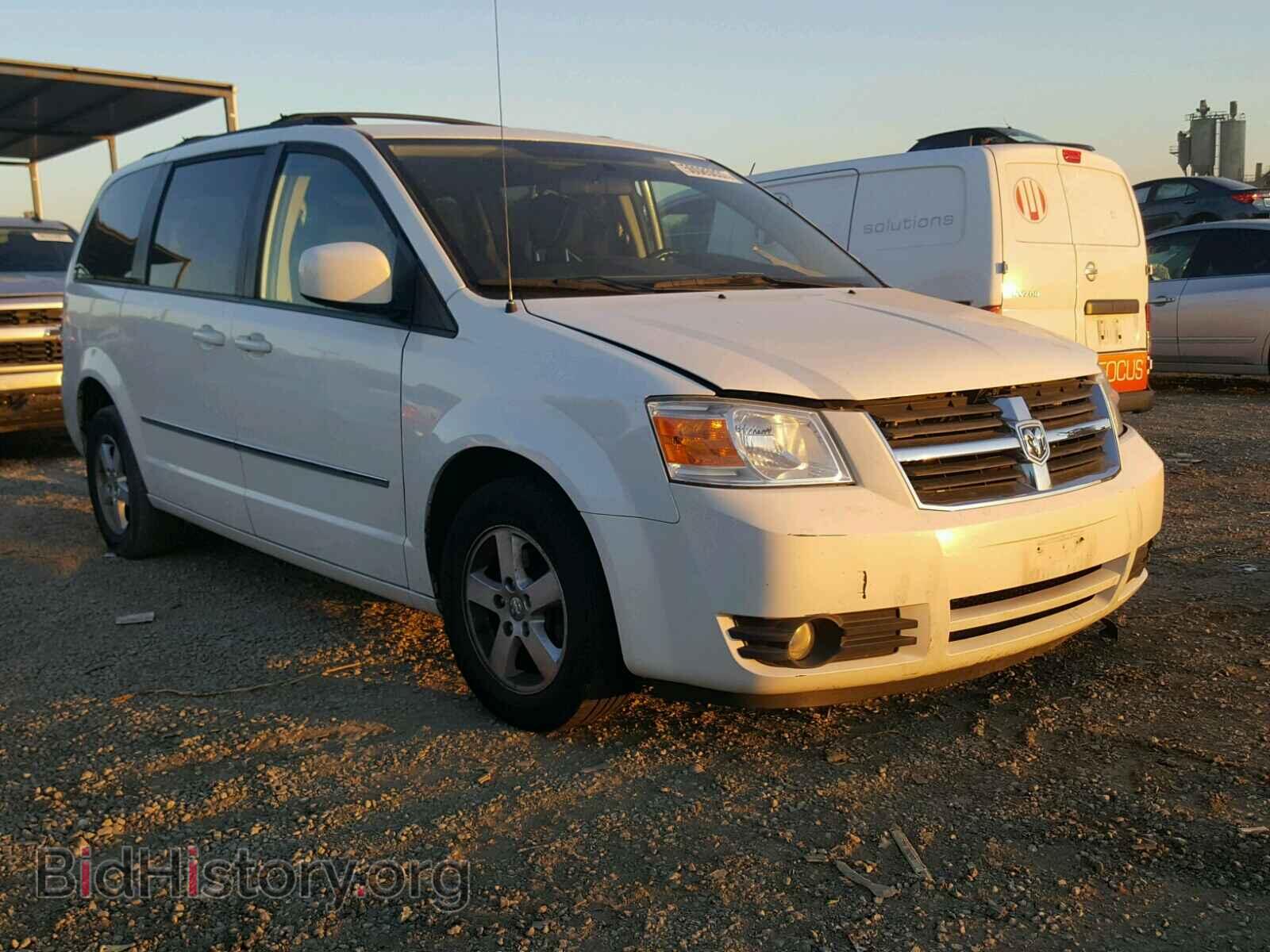 Photo 2D4RN5D16AR433132 - DODGE CARAVAN 2010