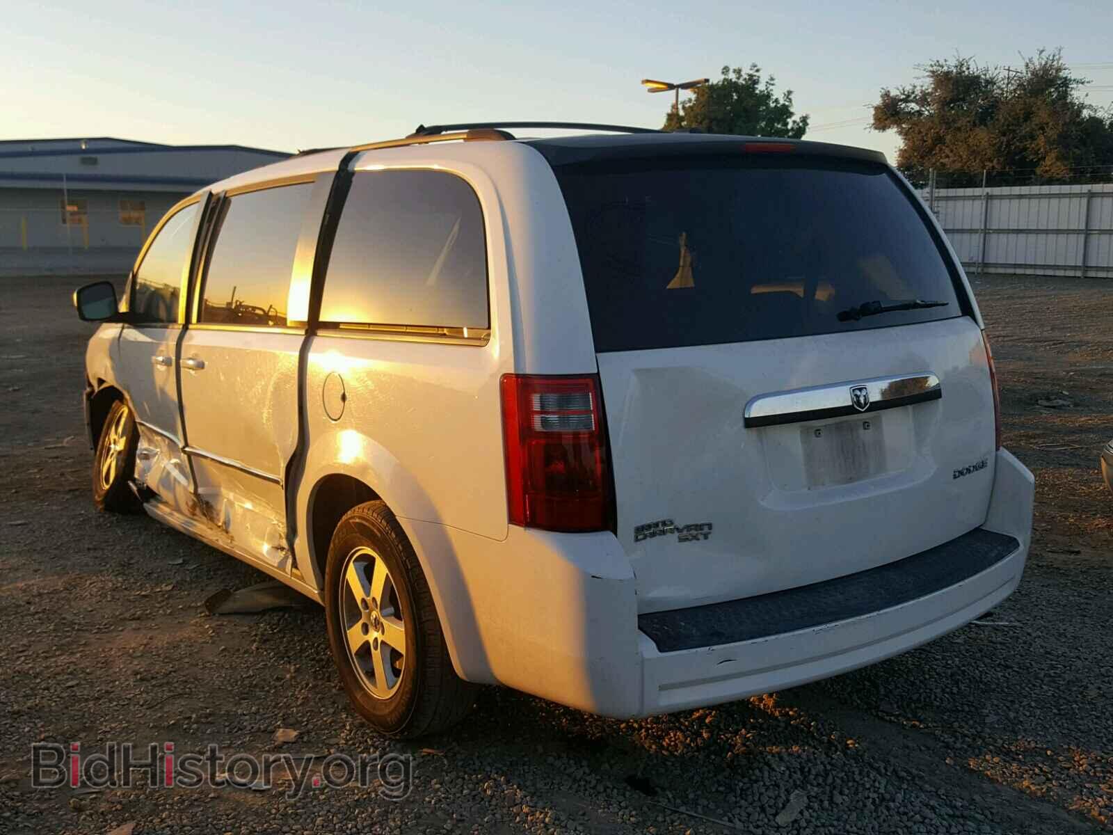2010 DODGE CARAVAN - VIN: 2D4RN5D16AR433132 - Фото 3