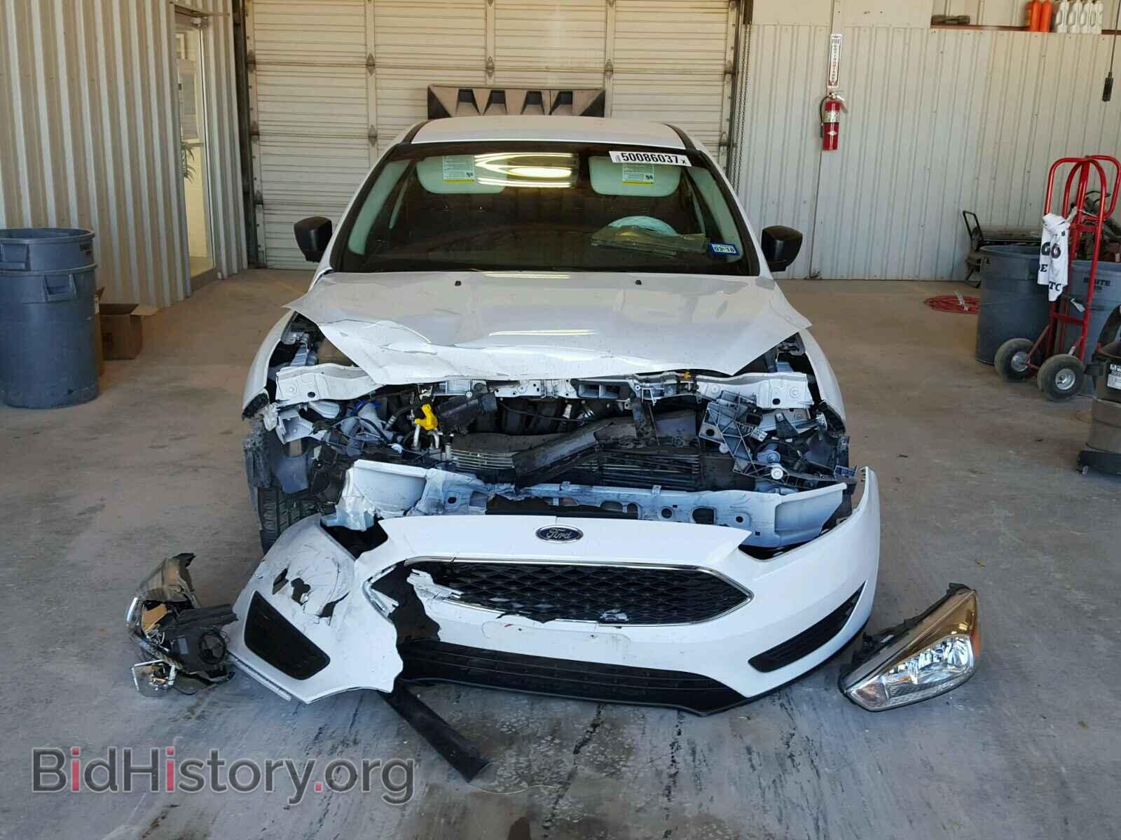 2016 FORD FOCUS - VIN: 1FADP3E29GL301342 - Фото 9