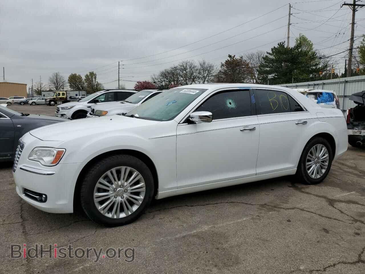 Фотография 2C3CCAKT0EH306088 - CHRYSLER 300 2014