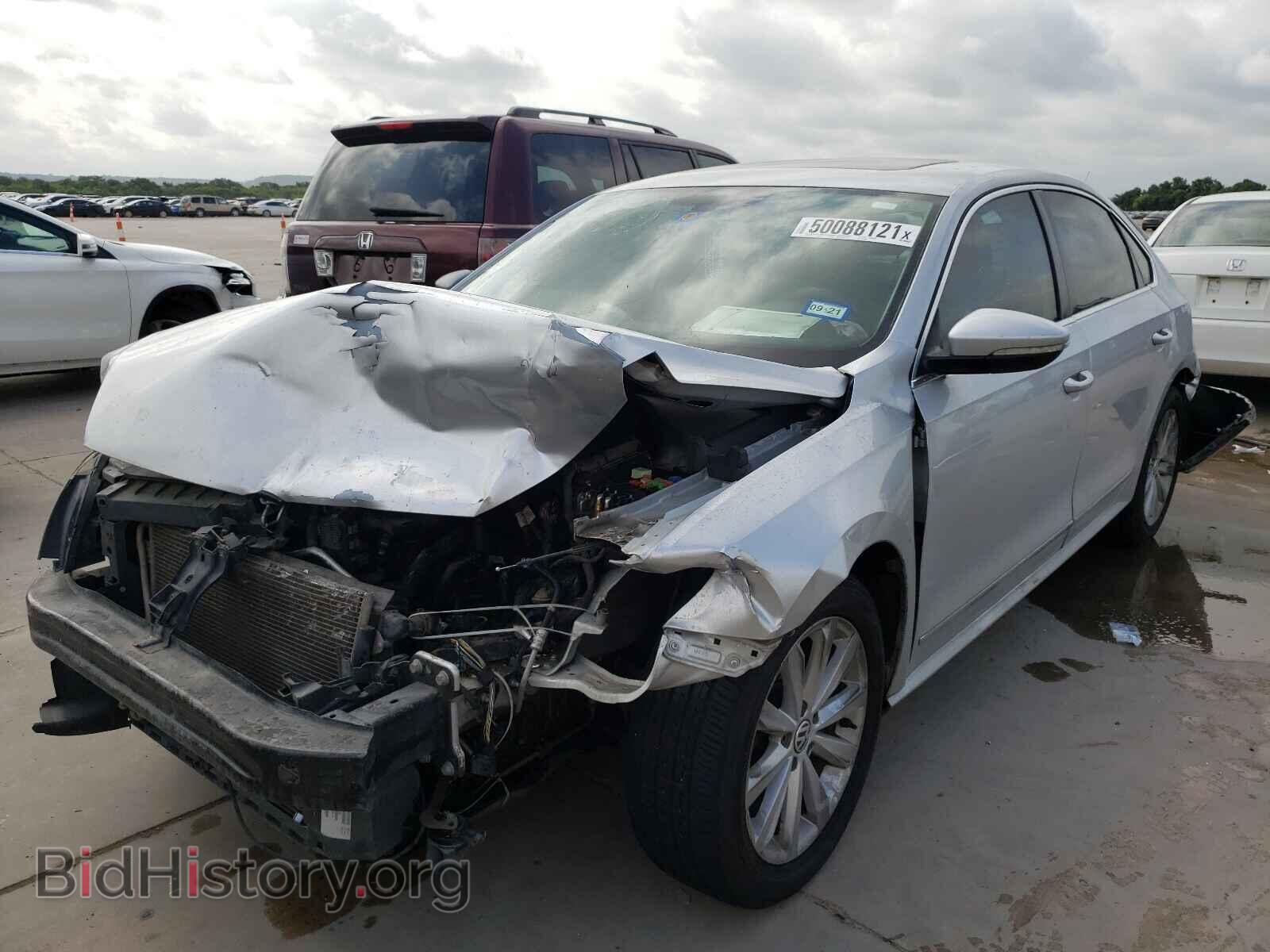 2012 VOLKSWAGEN PASSAT - VIN: 1VWCH7A36CC072392 - Фото 2