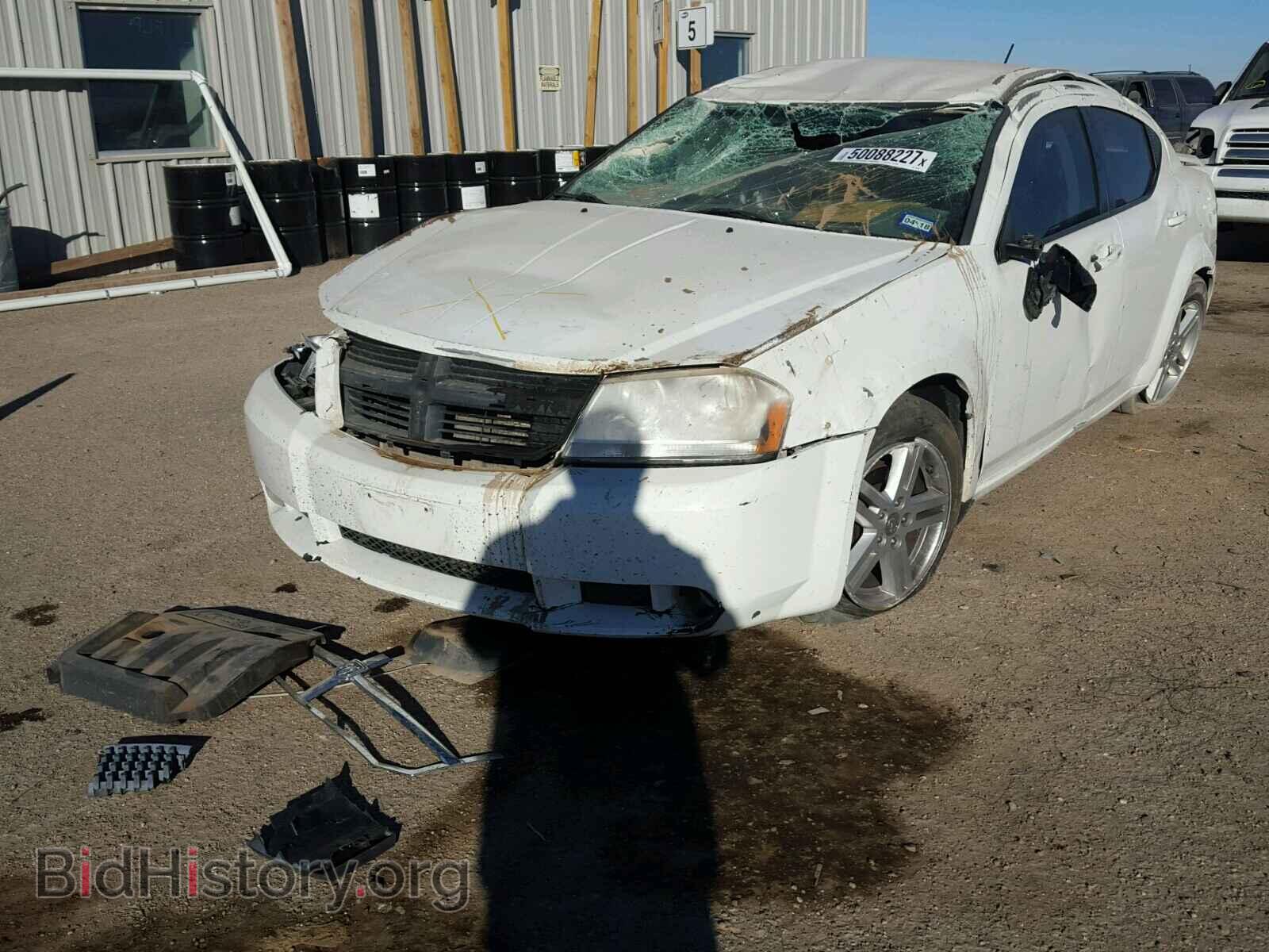 2010 DODGE AVENGER - VIN: 1B3CC5FB8AN151281 - Фото 2