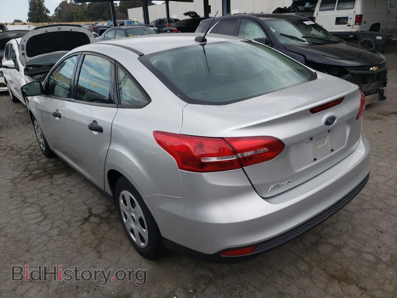 2018 FORD FOCUS - VIN: 1FADP3E22JL293558 - Фото 3