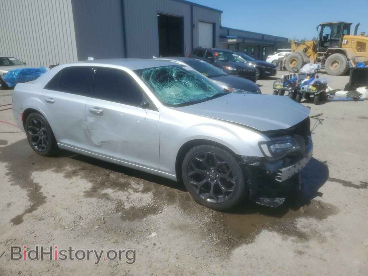 2020 CHRYSLER 300 - VIN: 2C3CCABG8LH158675 - Фото 4