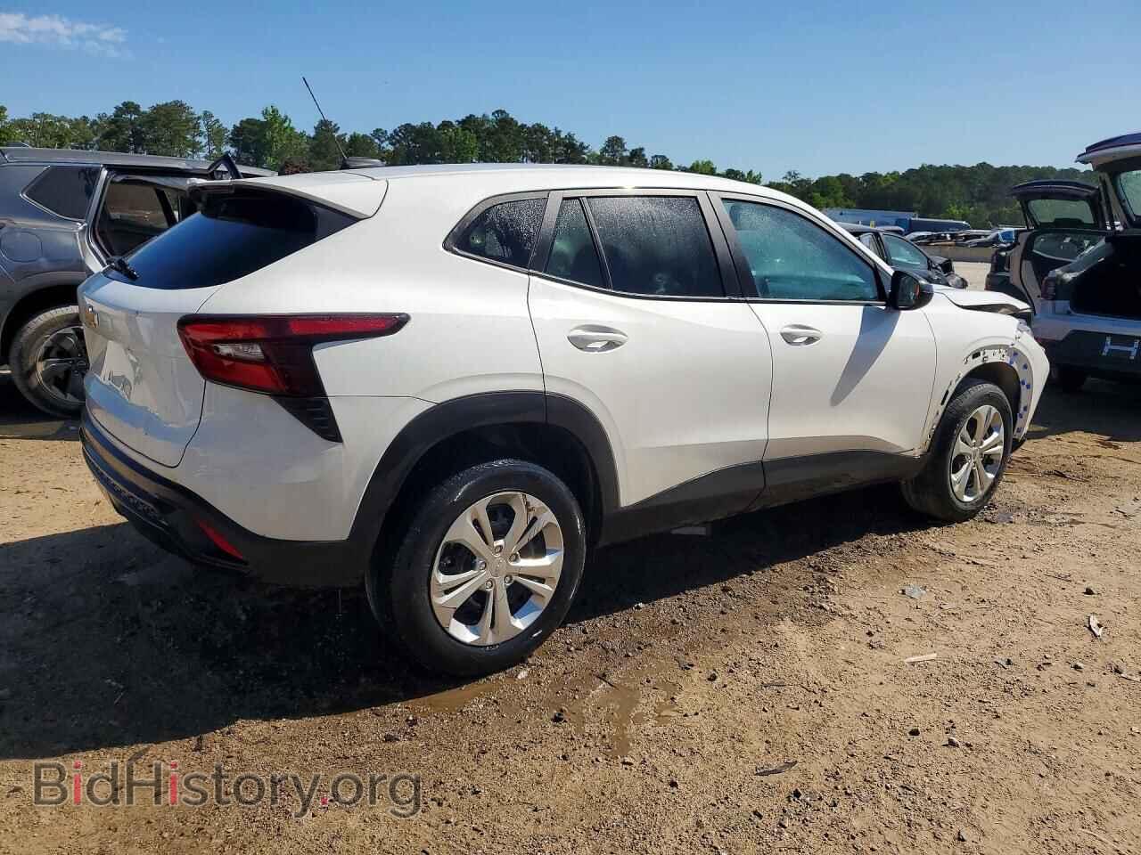 2024 CHEVROLET TRAX - VIN: KL77LFE20RC243688 - Фото 3
