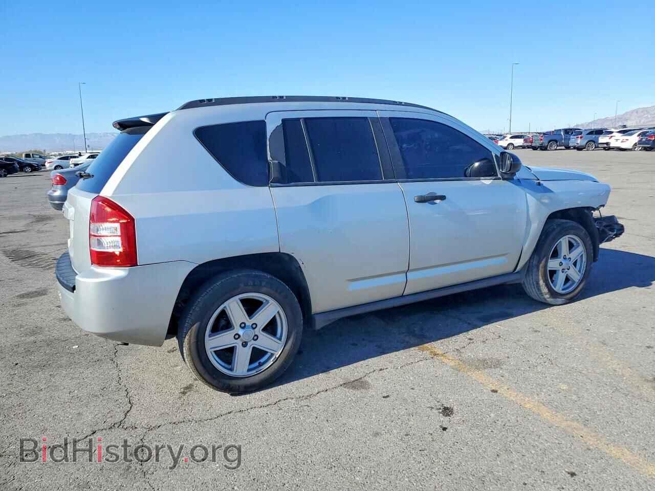 2007 JEEP COMPASS - VIN: 1J8FT47W97D156536 - Фото 3