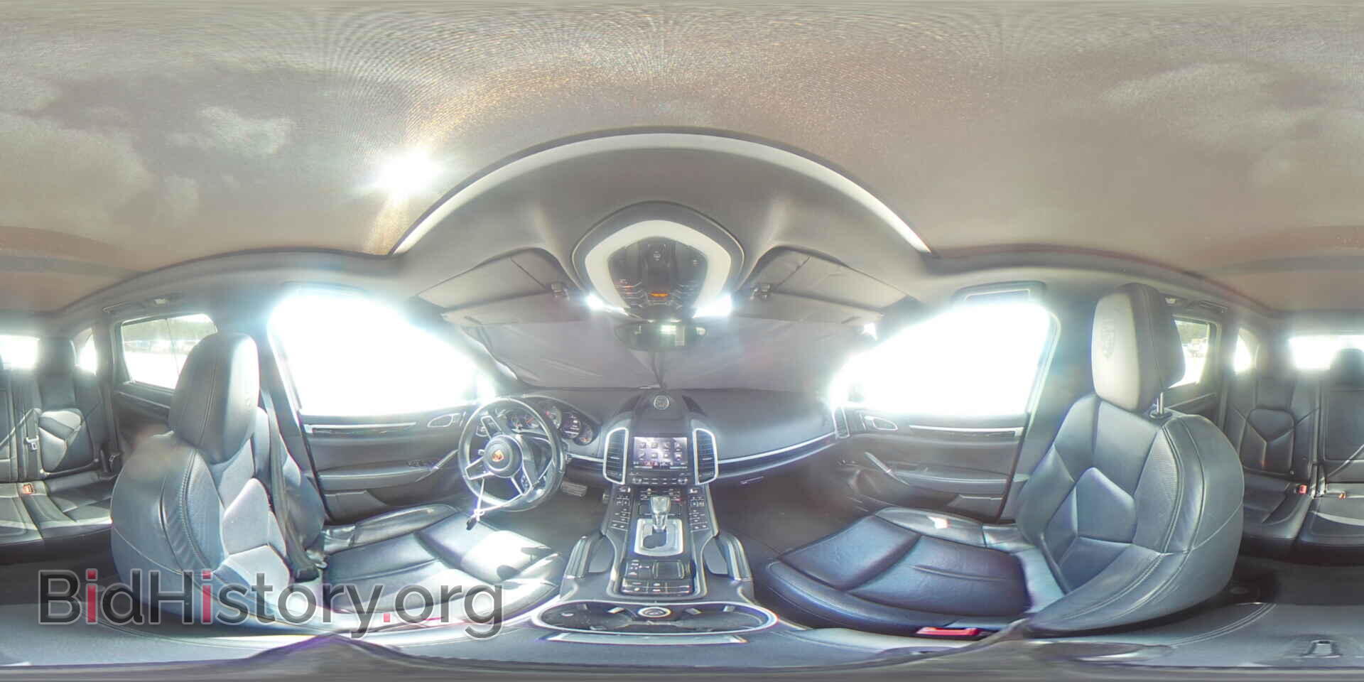 2018 PORSCHE CAYENNE - VIN: WP1AA2A27JKA04631 - Фото 16
