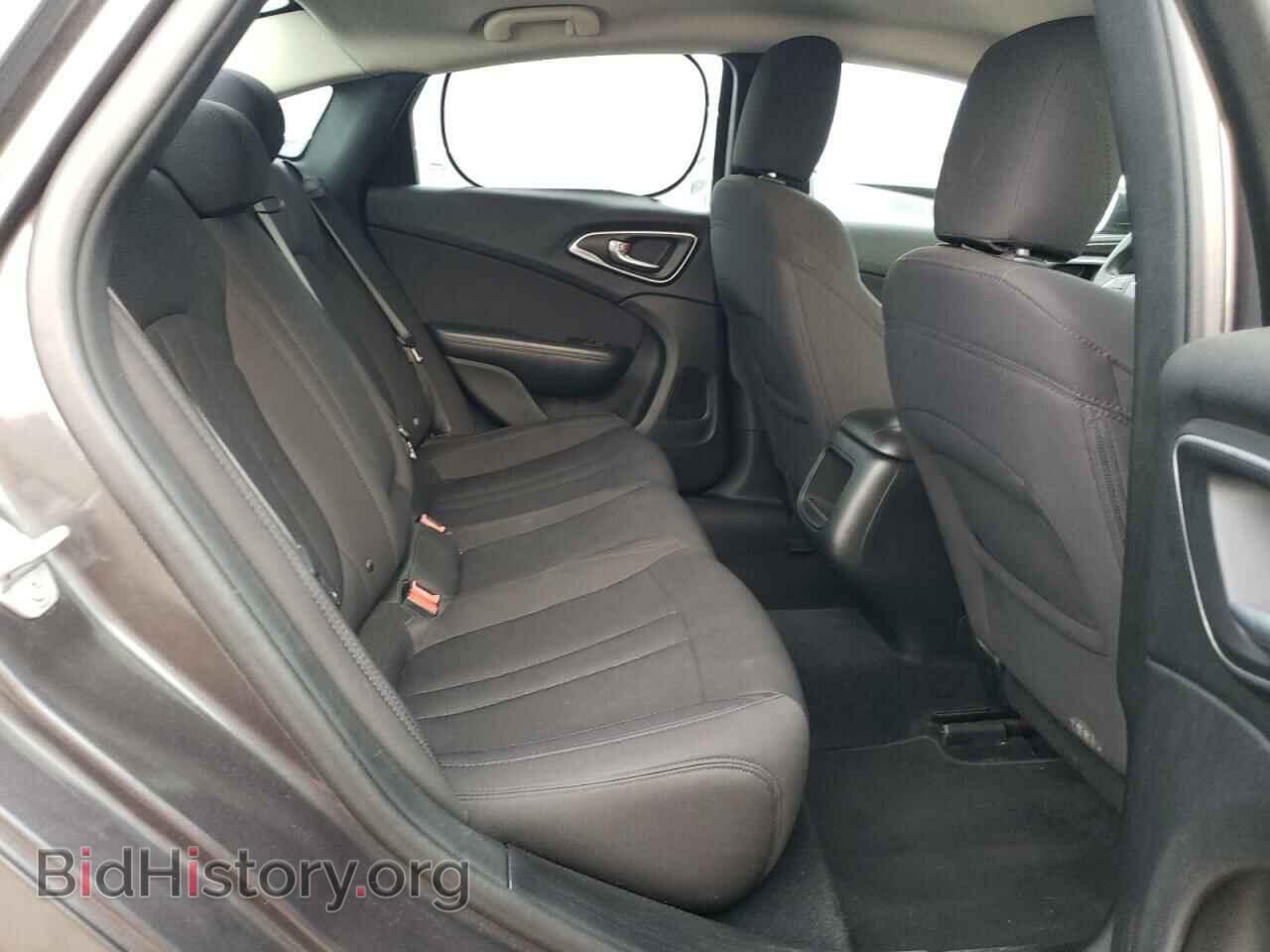 2015 CHRYSLER 200 - VIN: 1C3CCCAB6FN619854 - Фото 10