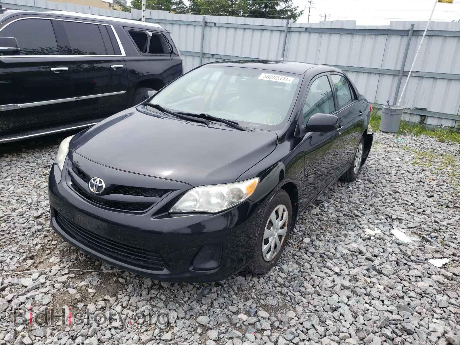2011 TOYOTA COROLLA - VIN: 2T1BU4EE2BC610001 - Фото 2