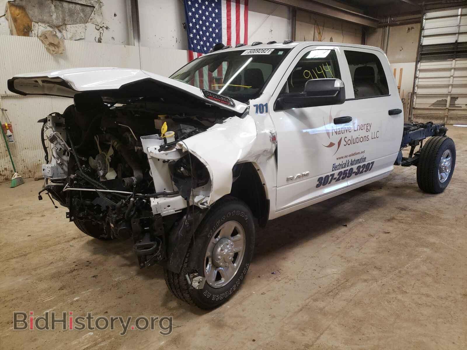 2020 RAM 3500 - VIN: 3C63R3GJ2LG190927 - Фото 2