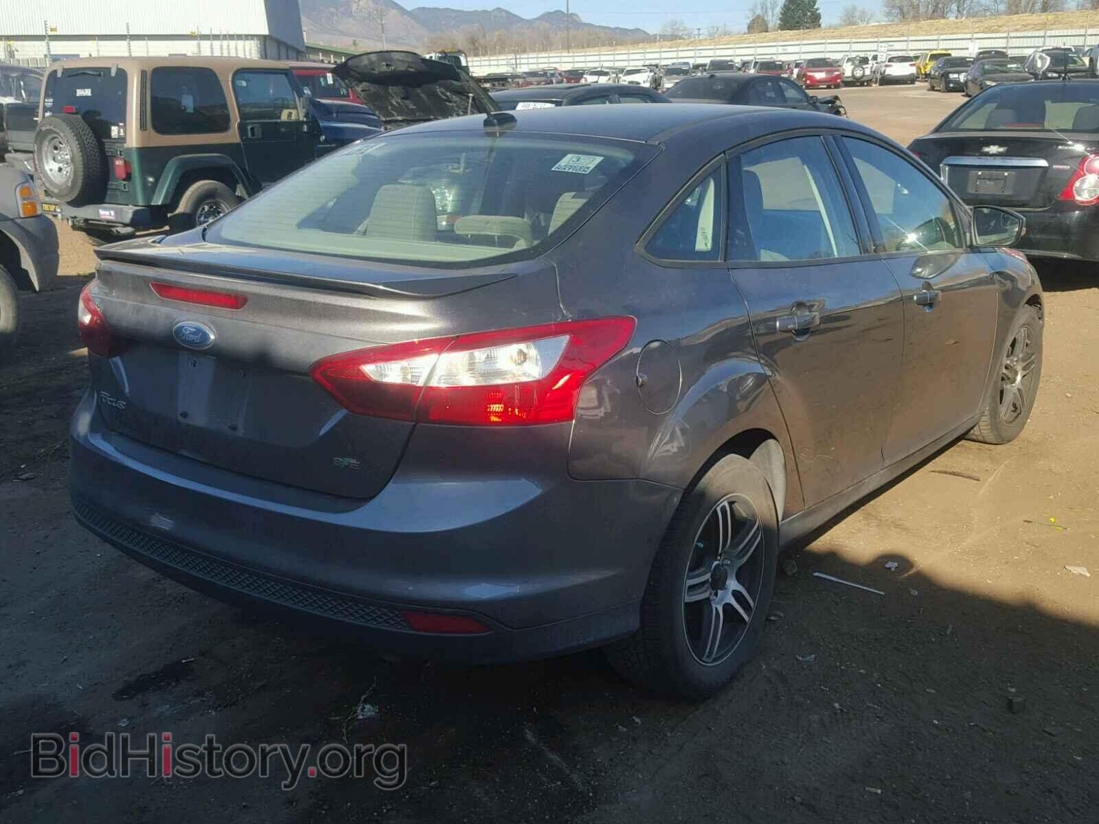 2012 FORD FOCUS - VIN: 1FAHP3F22CL243858 - Photo 4