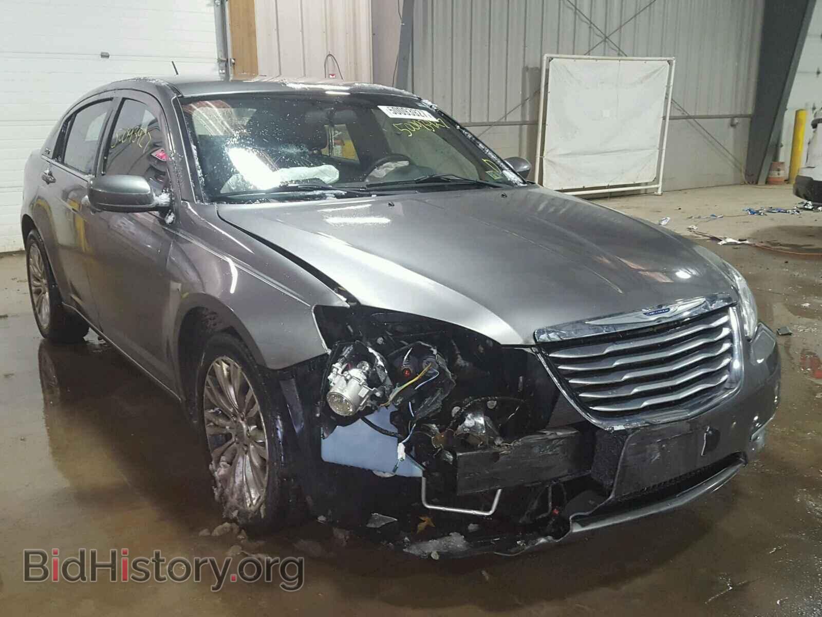 Фотография 1C3CCBAB5CN113549 - CHRYSLER 200 2012
