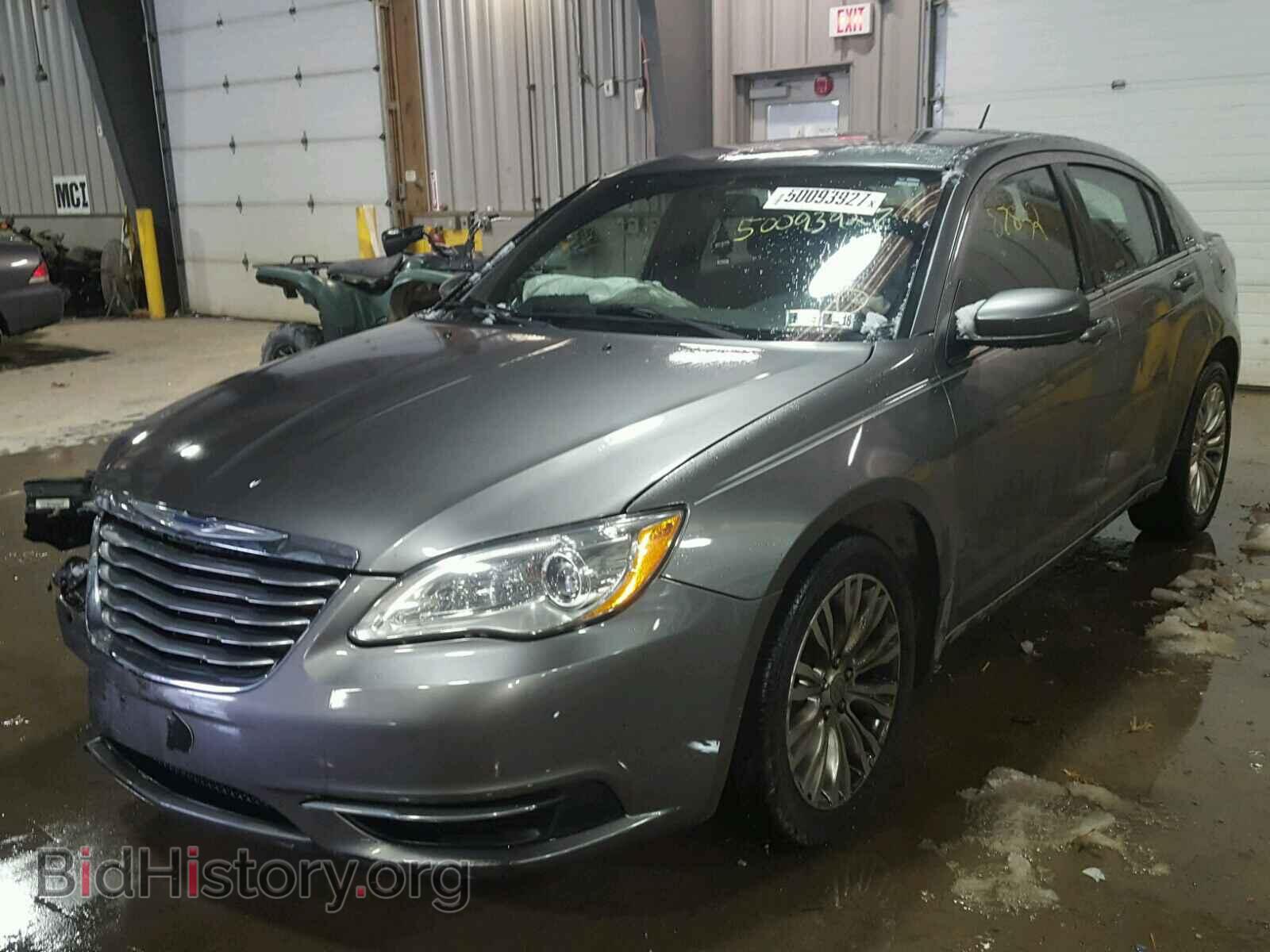 2012 CHRYSLER 200 - VIN: 1C3CCBAB5CN113549 - Фото 2