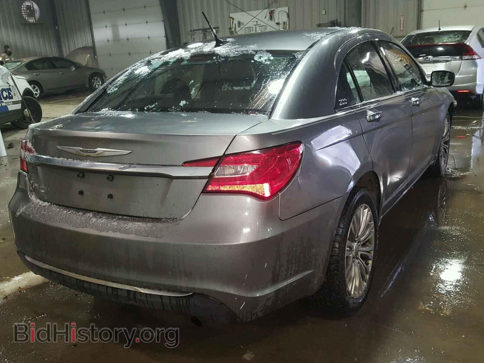 2012 CHRYSLER 200 - VIN: 1C3CCBAB5CN113549 - Фото 4