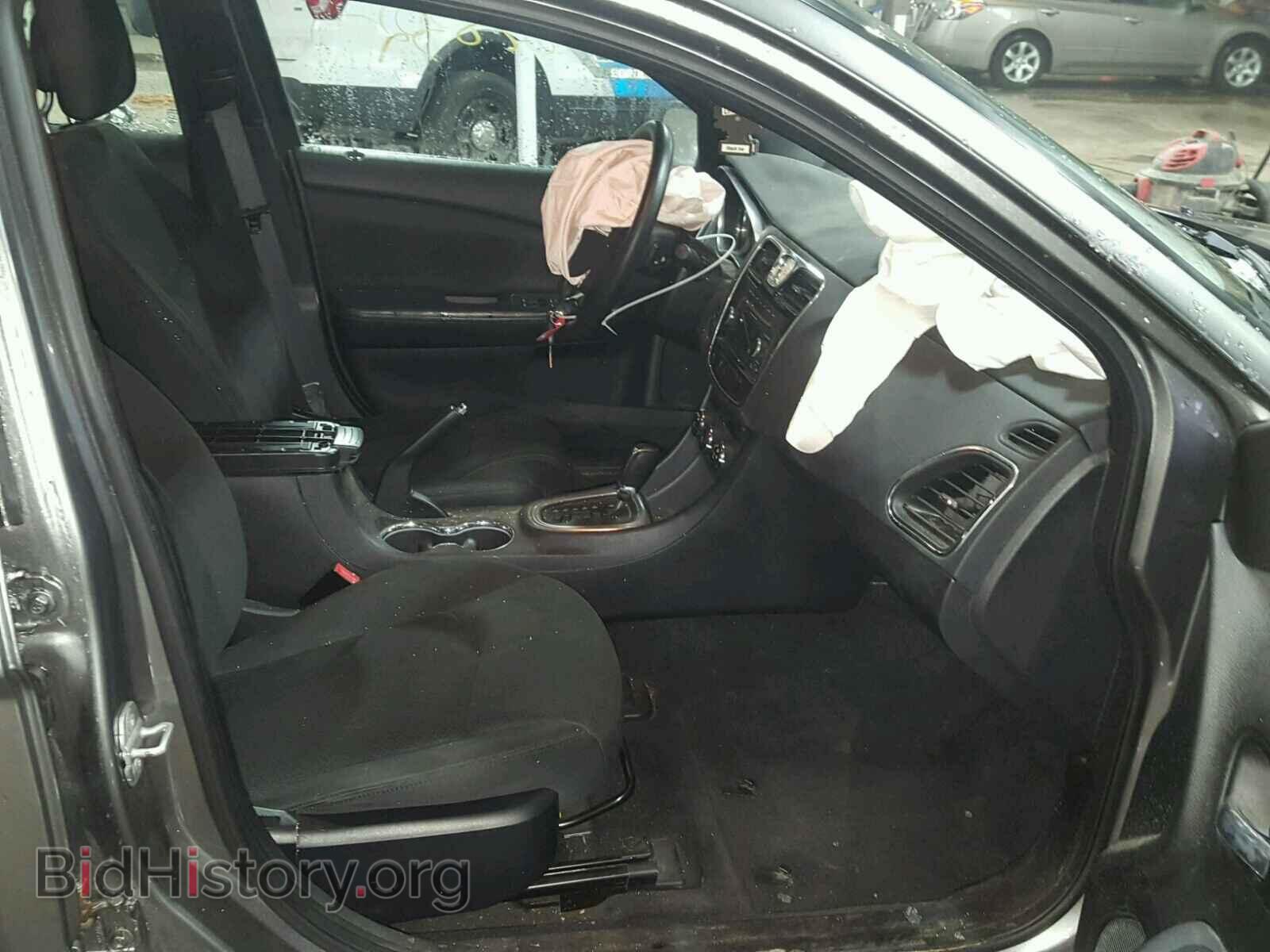 2012 CHRYSLER 200 - VIN: 1C3CCBAB5CN113549 - Фото 5