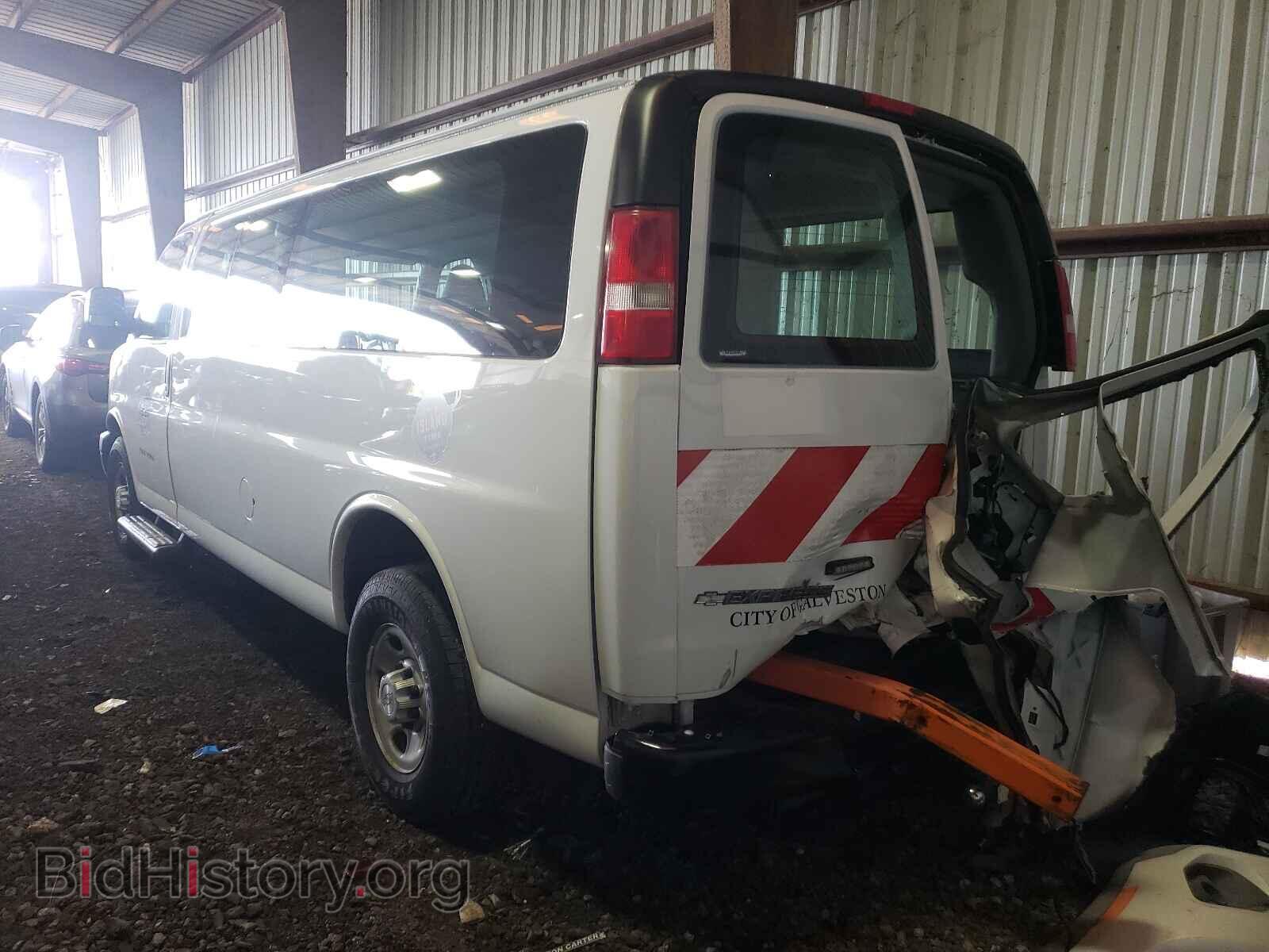 2017 CHEVROLET EXPRESS - VIN: 1GCWGBFG4H1104227 - Фото 3