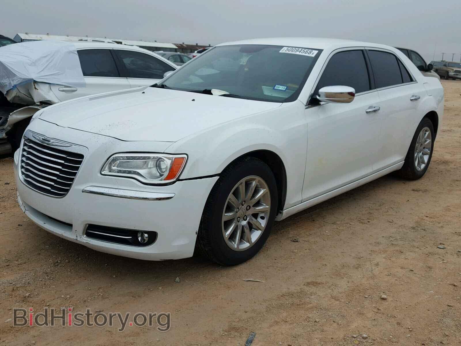 2014 CHRYSLER 300 - VIN: 2C3CCAET1EH118191 - Фото 2
