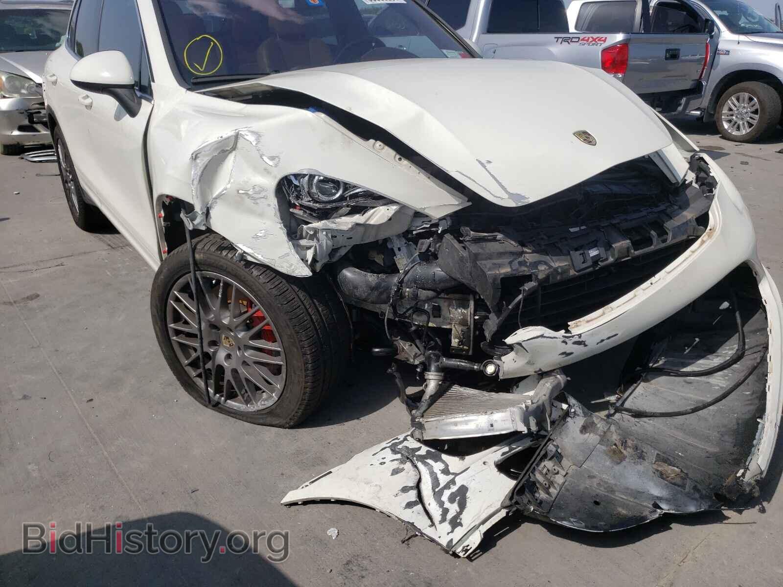 2011 PORSCHE CAYENNE - VIN: WP1AC2A26BLA87393 - Фото 9