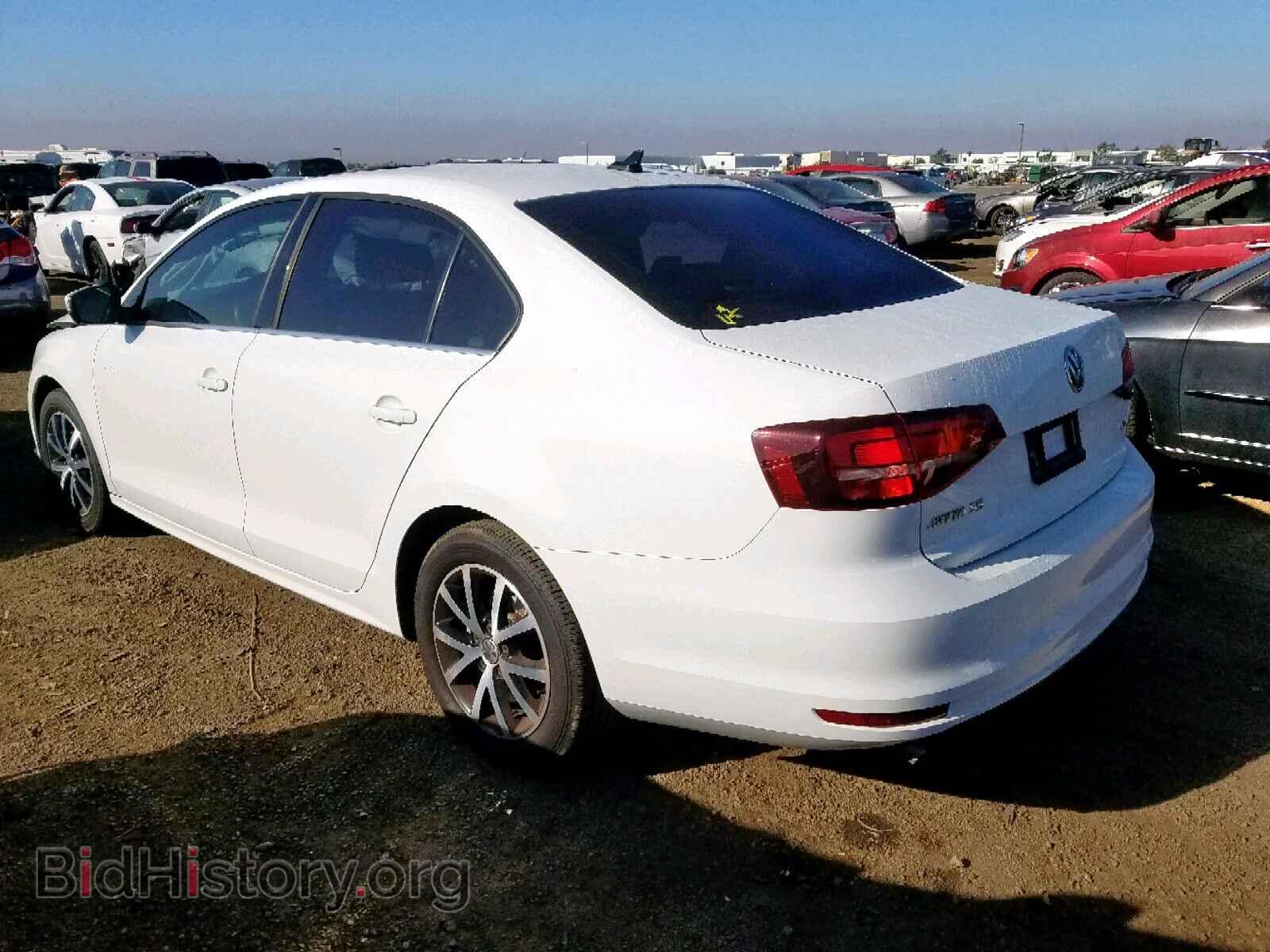 2017 VOLKSWAGEN JETTA - VIN: 3VWDB7AJ7HM262244 - Photo 3
