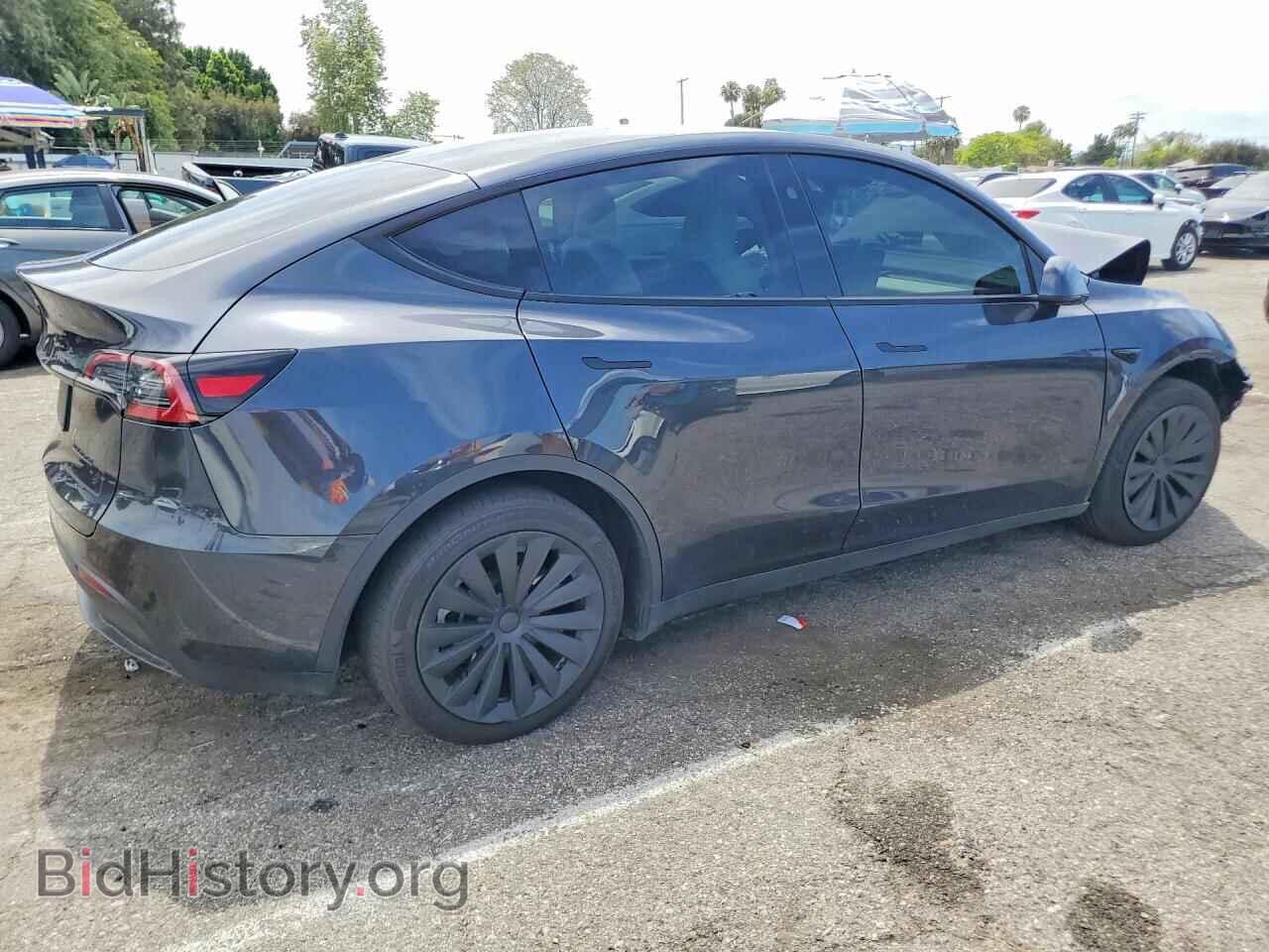 2024 TESLA MODEL Y - VIN: 7SAYGDED1RF195030 - Photo 3