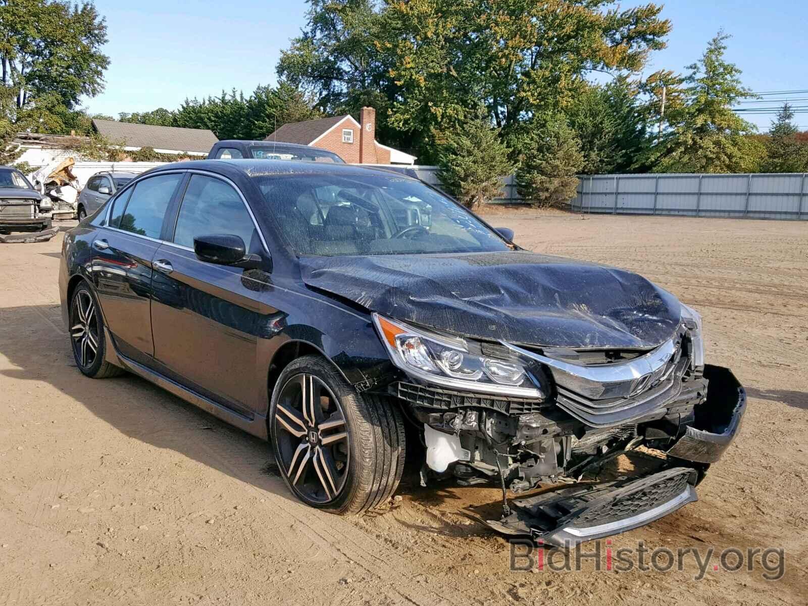 Photo 1HGCR2F18HA048450 - HONDA ACCORD SPO 2017