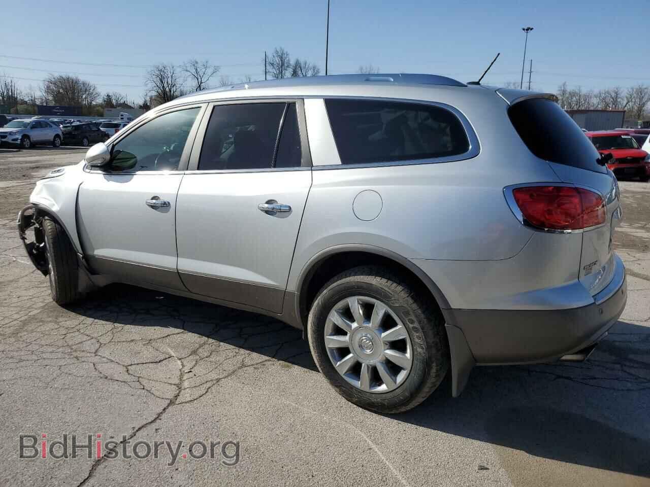 2012 BUICK ENCLAVE - VIN: 5GAKRCED0CJ333066 - Photo 2