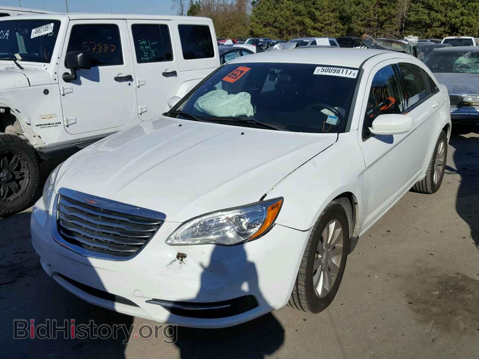 2012 CHRYSLER 200 - VIN: 1C3CCBBBXCN288720 - Фото 2