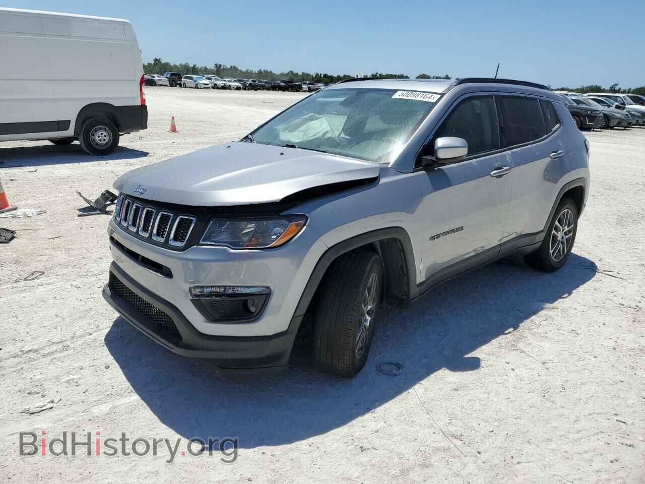 Photo 3C4NJCBB9JT487982 - JEEP COMPASS 2018