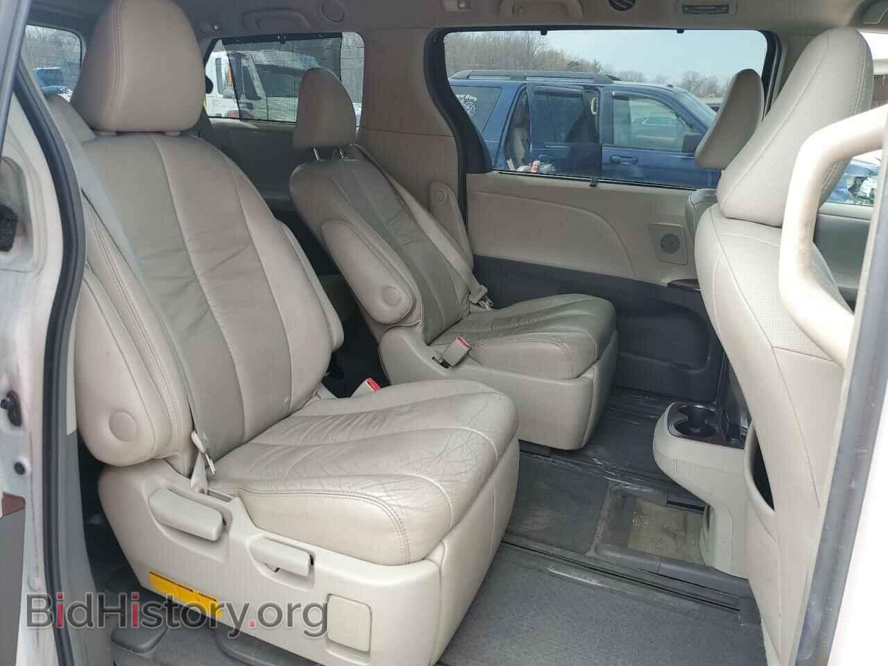 2011 TOYOTA All Models - VIN: 5TDDK3DC3BS028523 - Photo 11