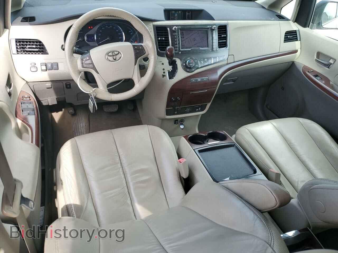 2011 TOYOTA All Models - VIN: 5TDDK3DC3BS028523 - Photo 8