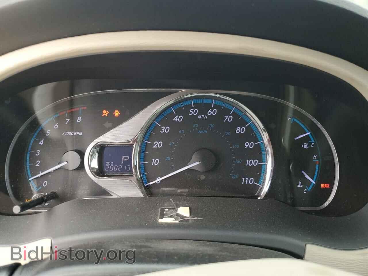 2011 TOYOTA All Models - VIN: 5TDDK3DC3BS028523 - Photo 9