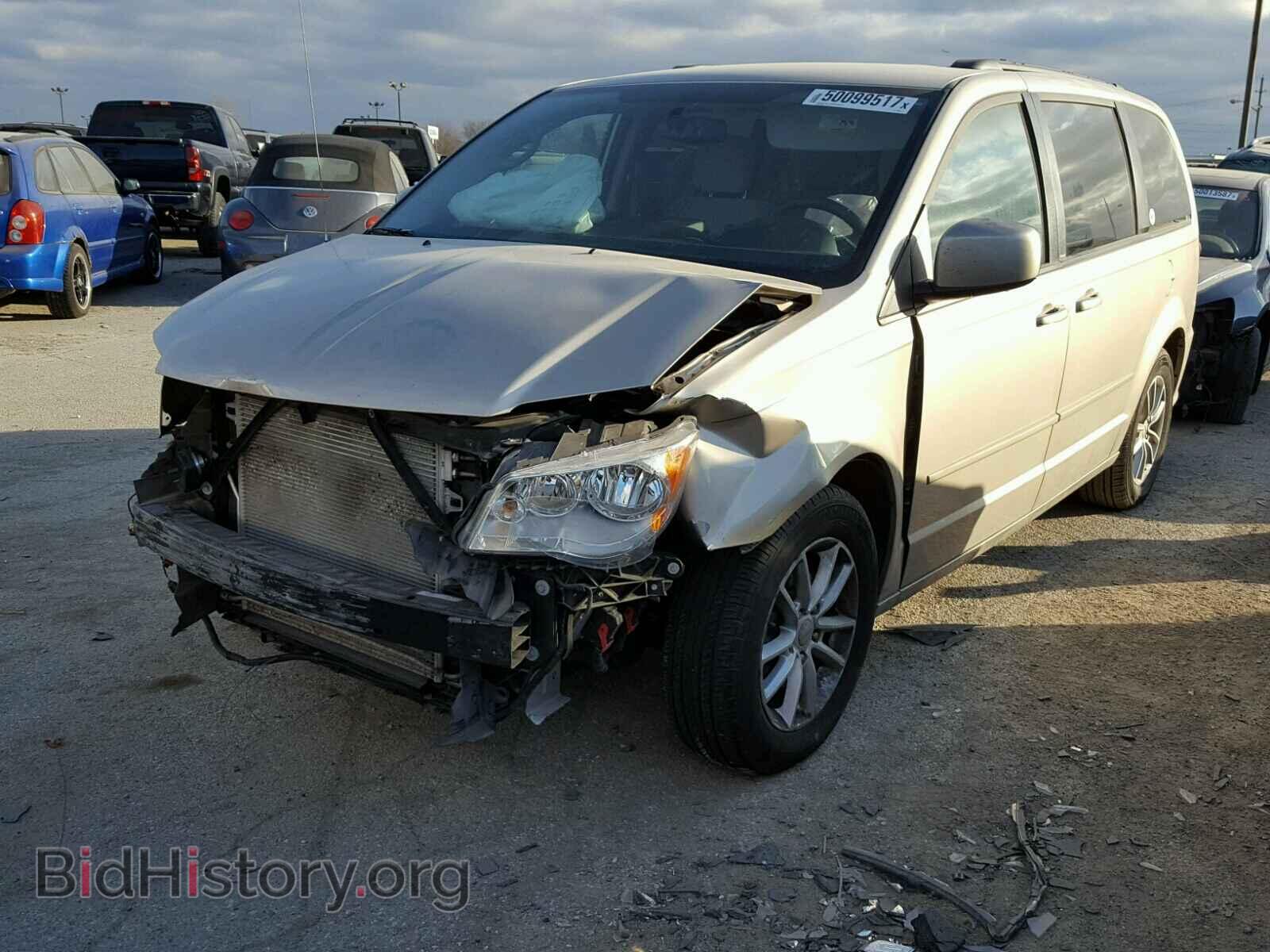 2013 DODGE CARAVAN - VIN: 2C4RDGCG2DR600978 - Фото 2