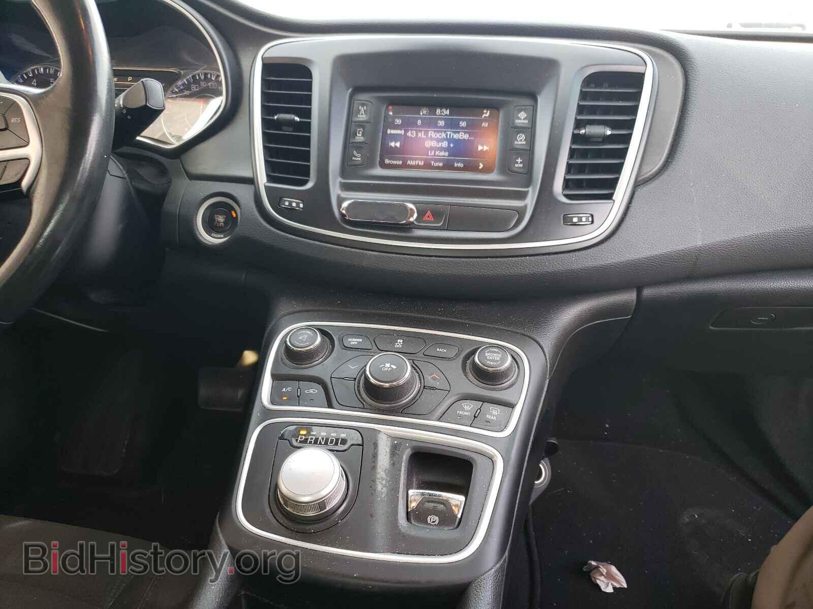 2016 CHRYSLER 200 - VIN: 1C3CCCAB1GN159648 - Фото 9