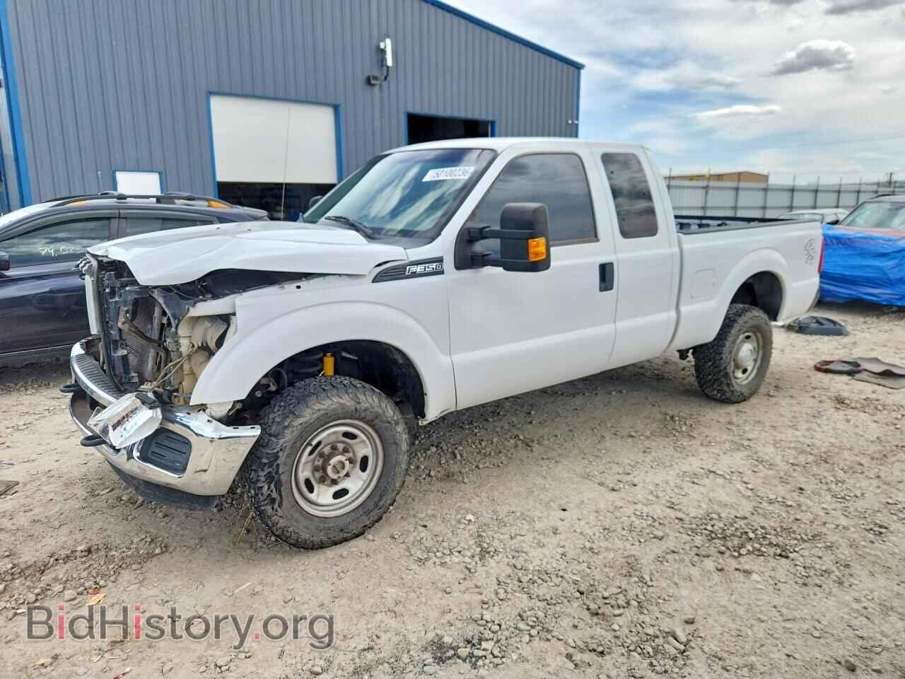 Photo 1FT8X3B67FEC04646 - FORD ALL Models 2015