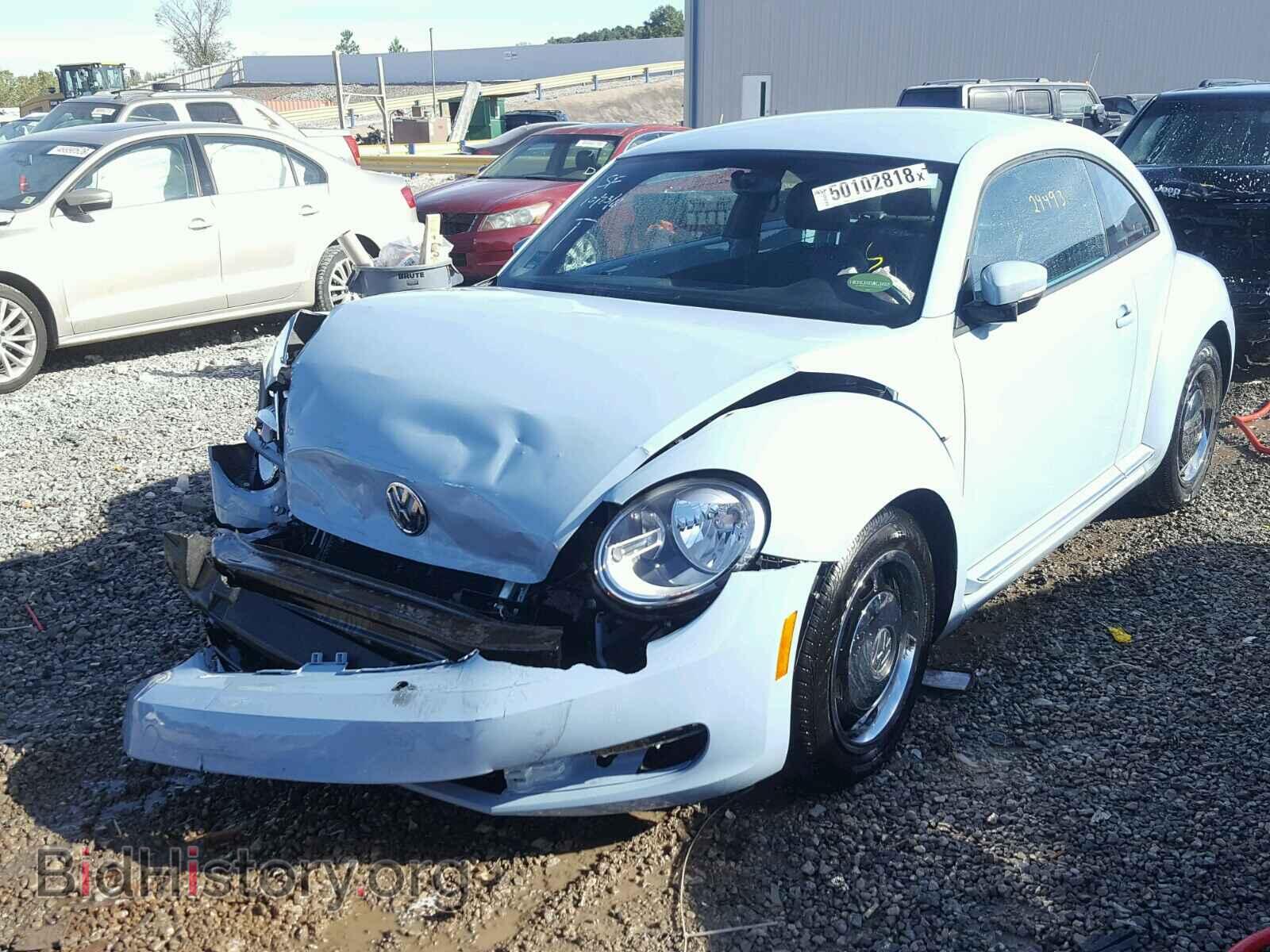 2012 VOLKSWAGEN BEETLE - VIN: 3VWJP7AT6CM653514 - Фото 2