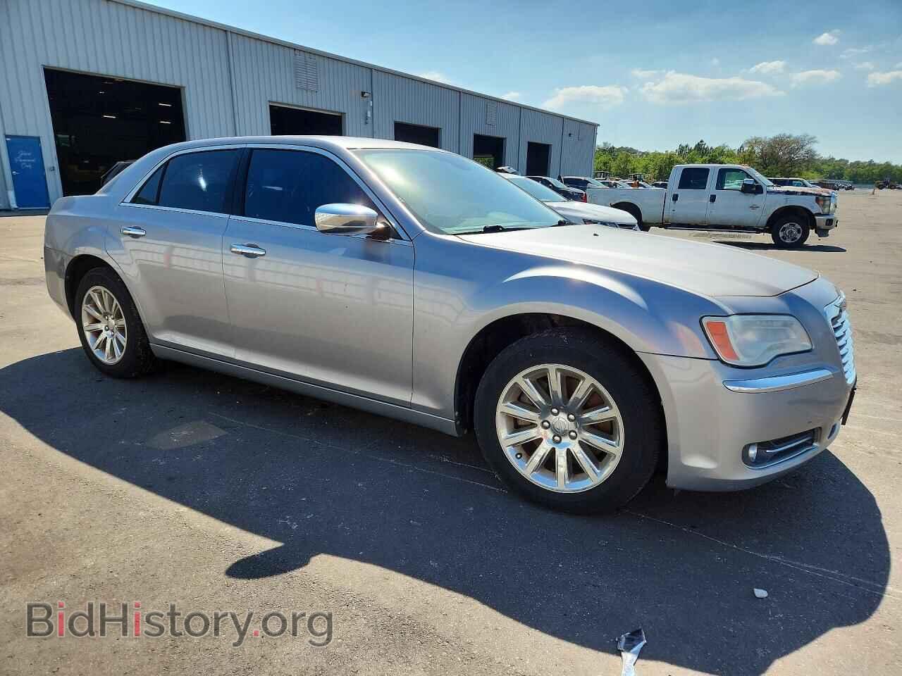 2011 CHRYSLER 300 - VIN: 2C3CA6CT4BH524600 - Photo 4
