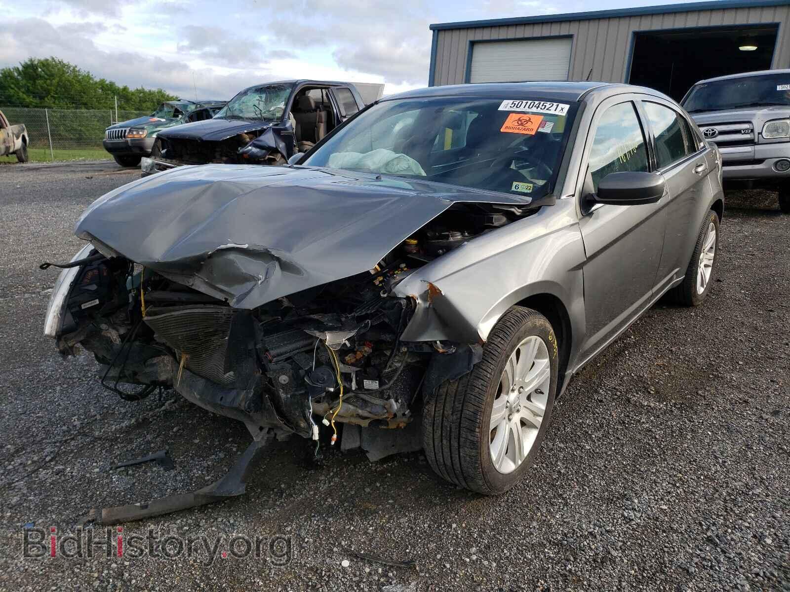2012 CHRYSLER 200 - VIN: 1C3CCBBB6CN289802 - Фото 2