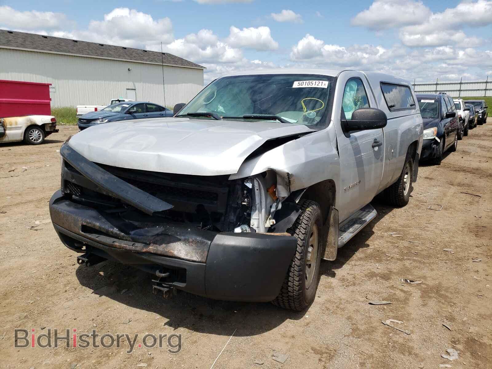2013 CHEVROLET SILVERADO - VIN: 1GCNKPE03DZ341170 - Фото 2