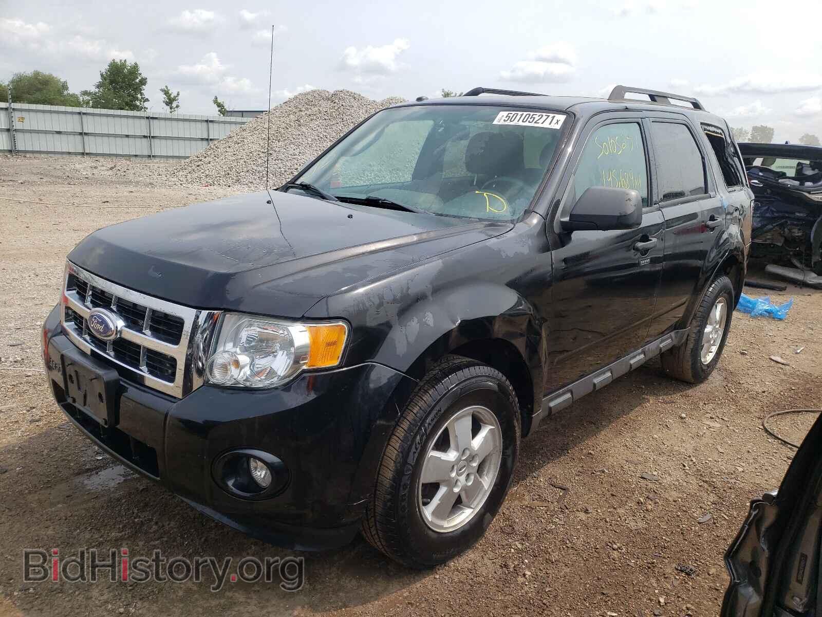 2011 FORD ESCAPE - VIN: 1FMCU0D79BKC09233 - Фото 2