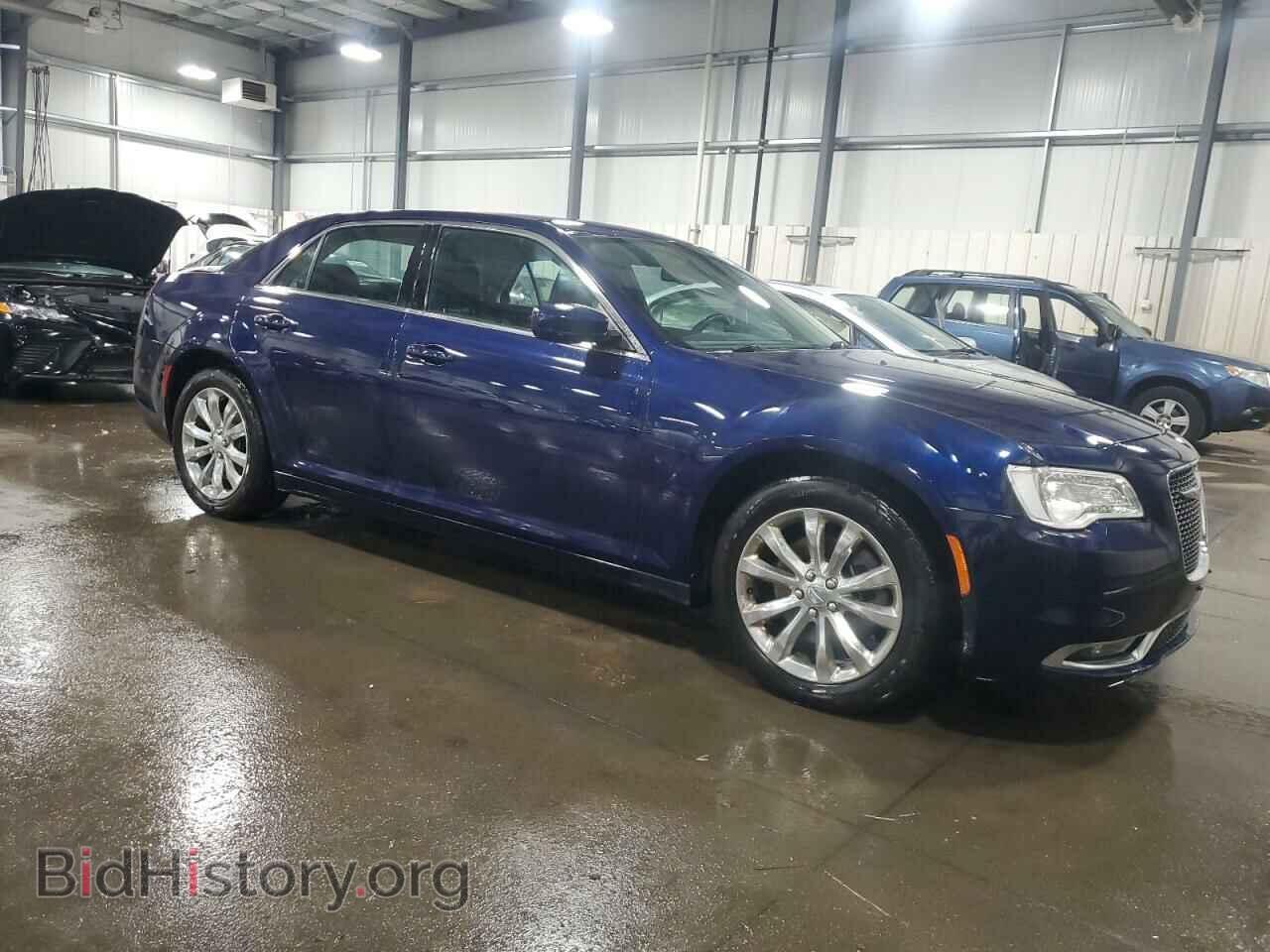 2017 CHRYSLER 300 - VIN: 2C3CCARG6HH521990 - Фото 4