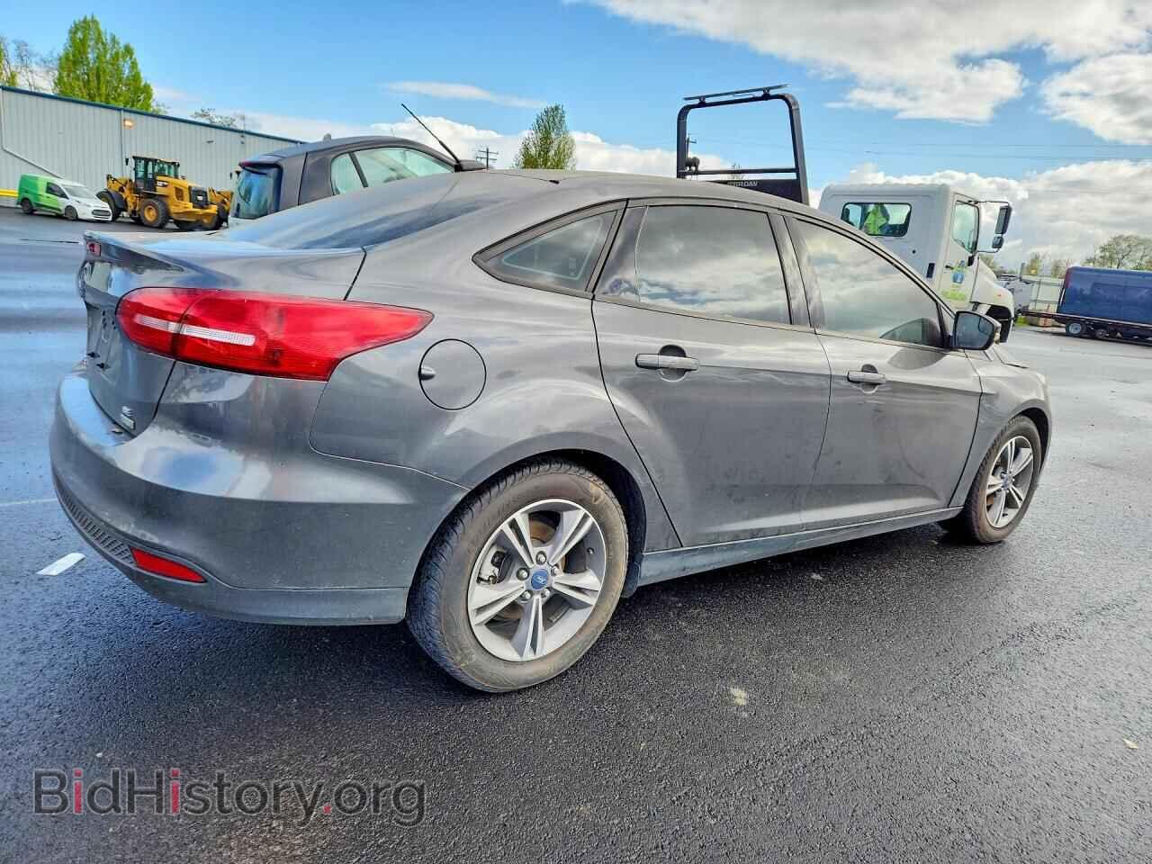 2017 FORD FOCUS - VIN: 1FADP3FE4HL310041 - Photo 3