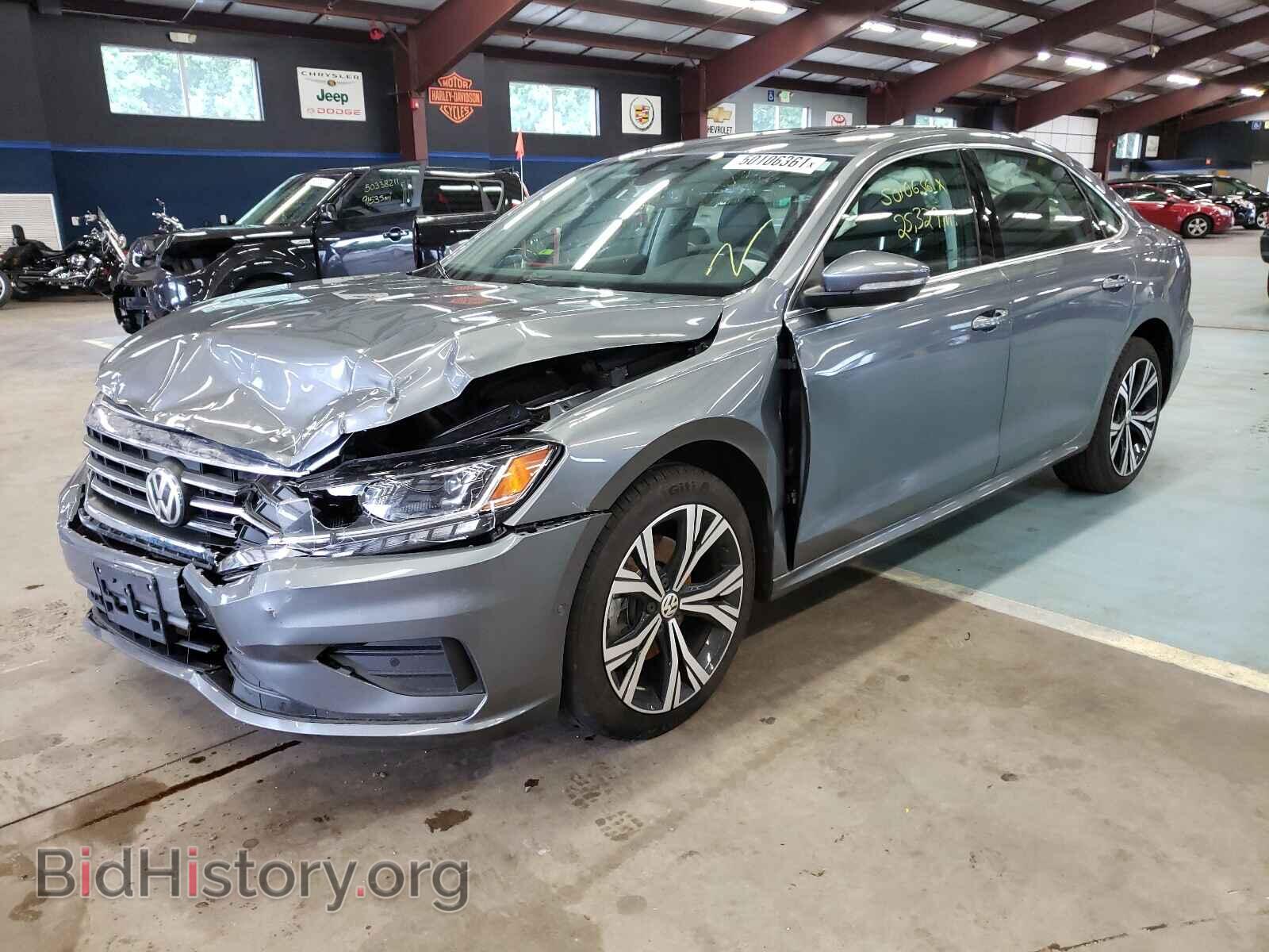 2020 VOLKSWAGEN PASSAT - VIN: 1VWCA7A32LC015577 - Фото 2
