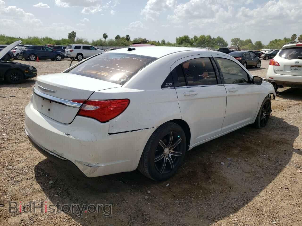 2012 CHRYSLER 200 - VIN: 1C3CCBBG2CN250037 - Фото 4