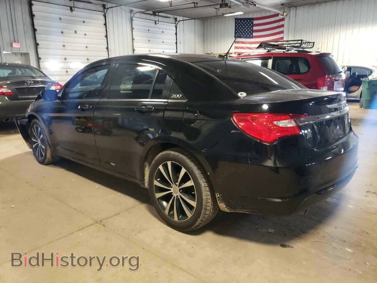 2013 CHRYSLER 200 - VIN: 1C3CCBCG2DN520853 - Photo 2