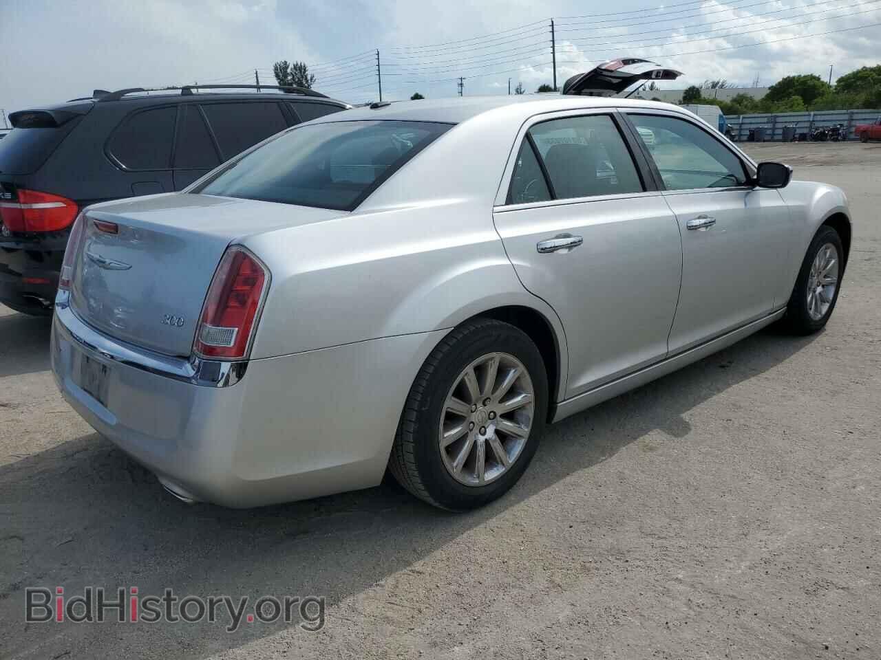 2012 CHRYSLER 300 - VIN: 2C3CCACG9CH223001 - Фото 3